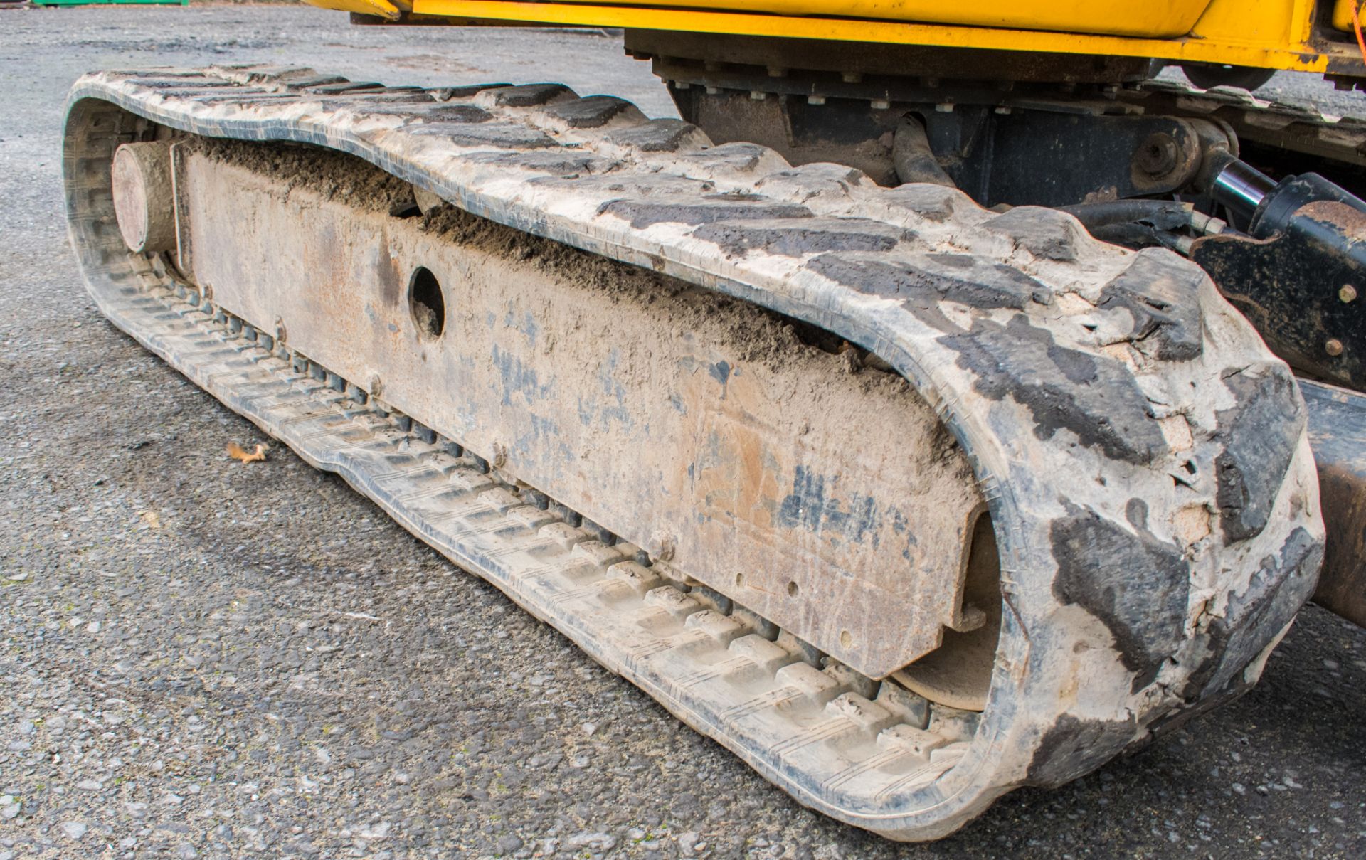 JCB 8055 ZTS 5.5 tonne rubber tracked excavator Year: 2014 S/N: 60700 Recorded Hours: 2647 piped, - Image 10 of 19