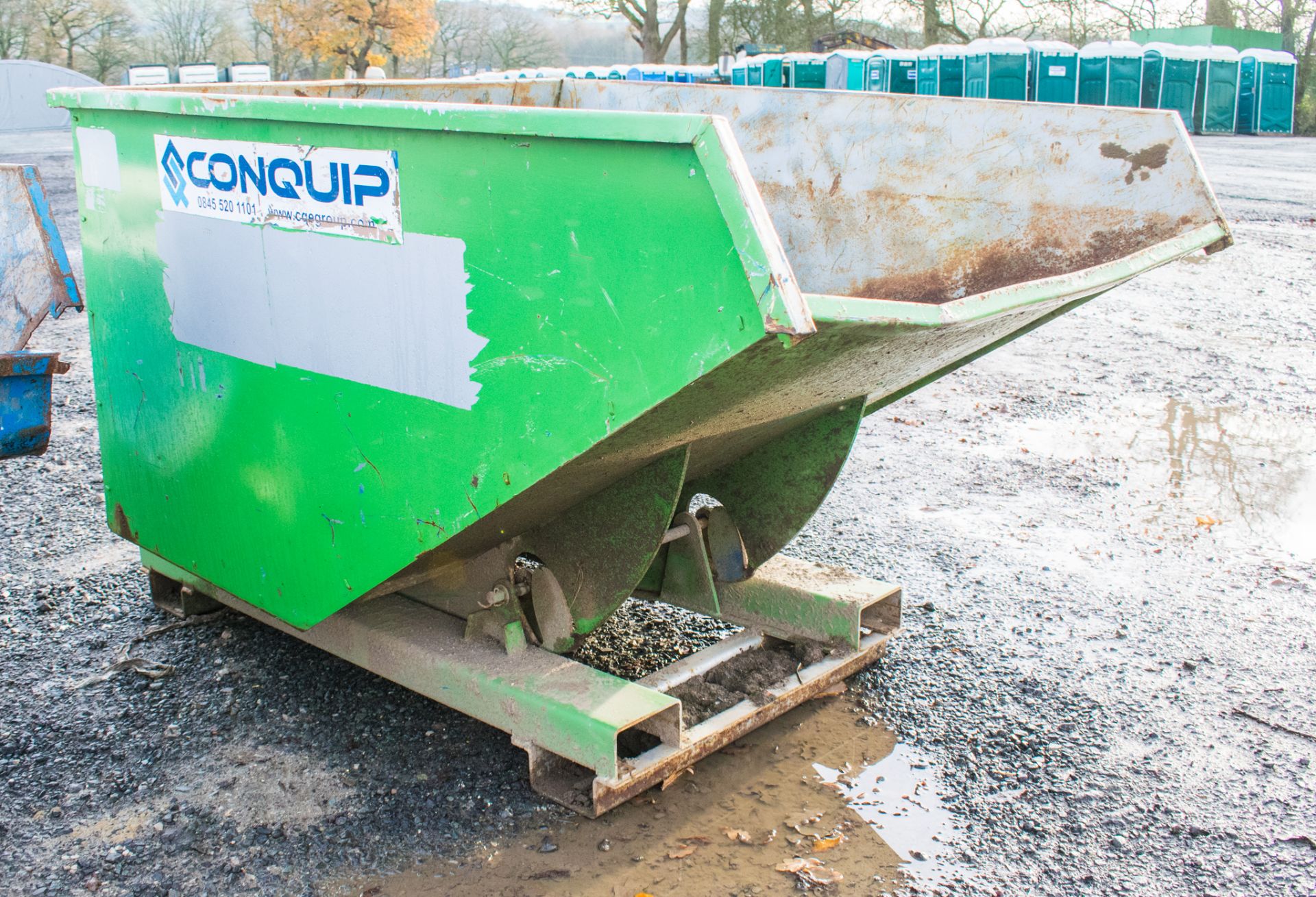 Conquip tipping skip A728974