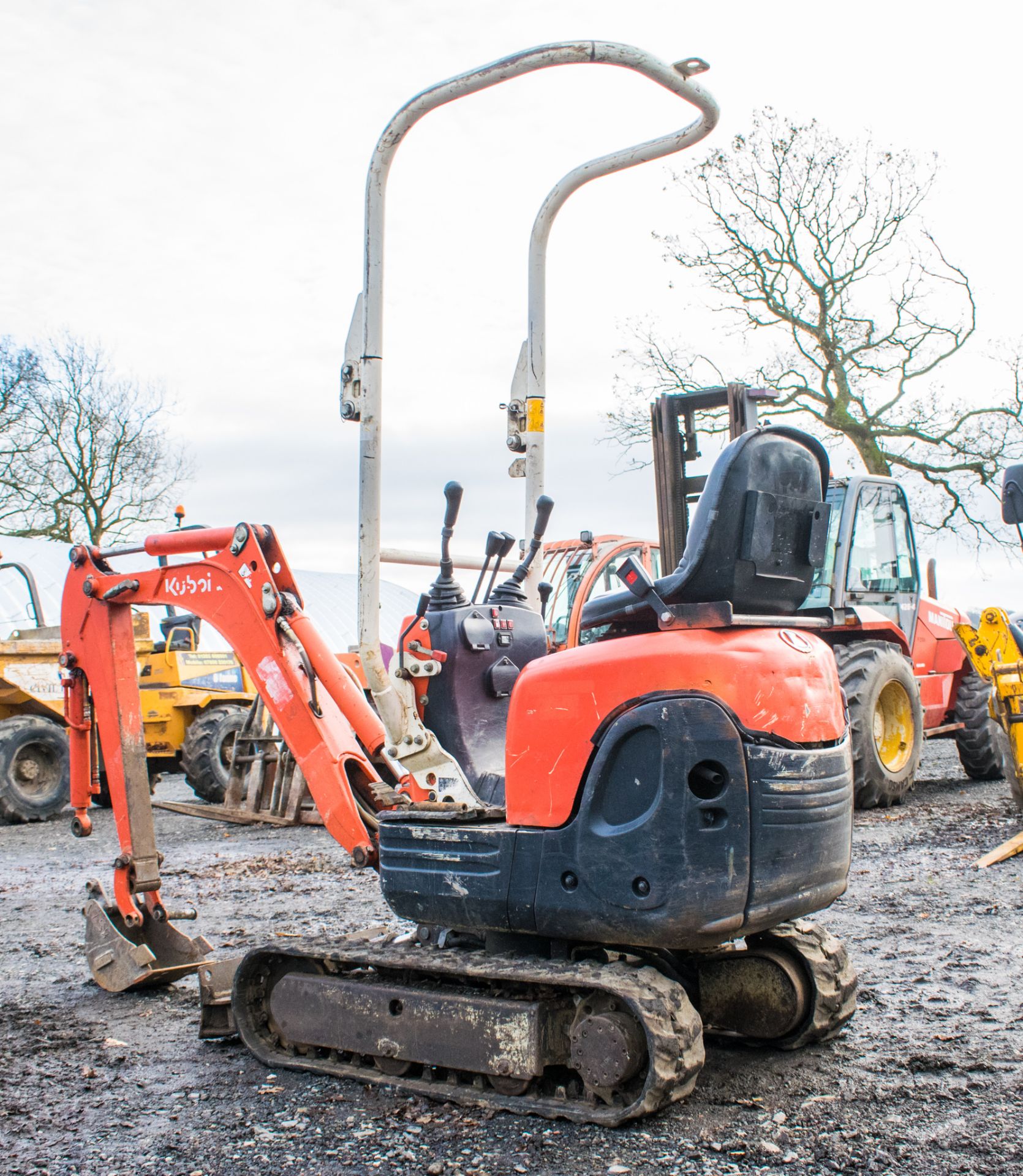 Kubota K008-3 0.8 tonne rubber tracked micro excavator Year: 2011 S/N: 22391   EXC111 Recorded - Image 4 of 16