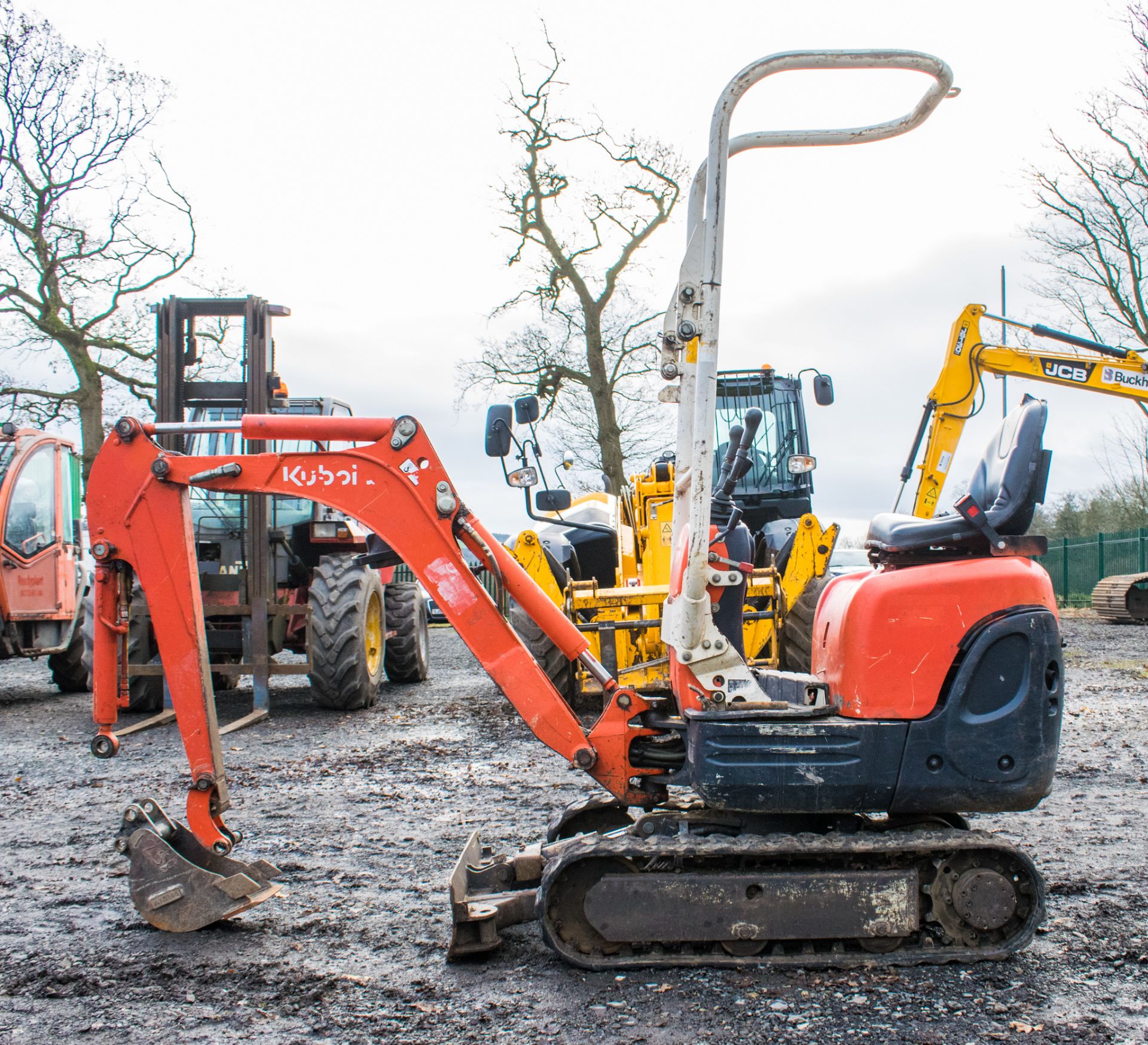 Kubota K008-3 0.8 tonne rubber tracked micro excavator Year: 2011 S/N: 22391   EXC111 Recorded - Image 8 of 16