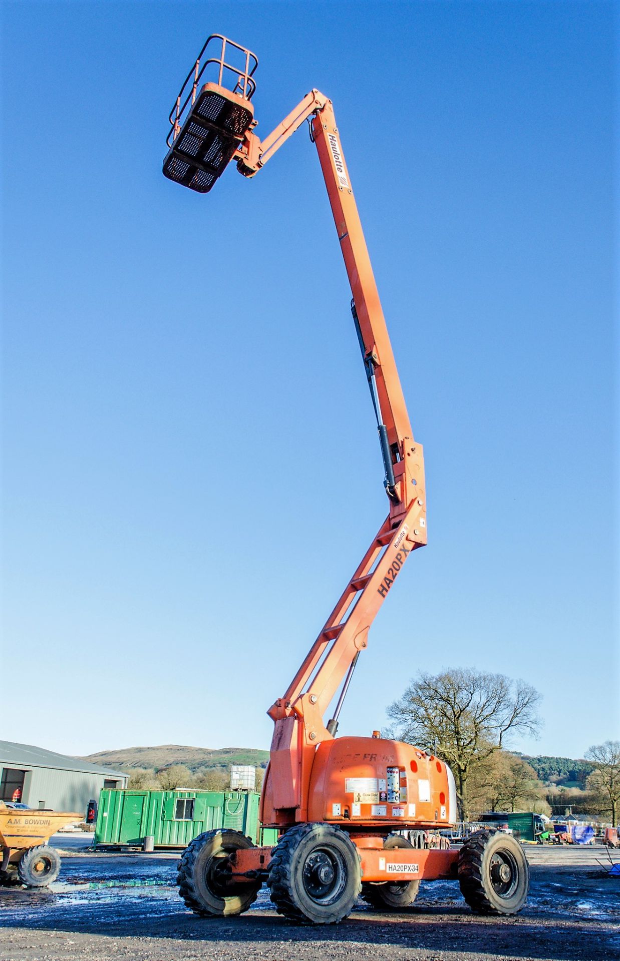 Haulotte HA20PX 20 metre diesel driven 4WD articulated boom access platform Year: 2004 S/N: AD108793 - Image 7 of 15