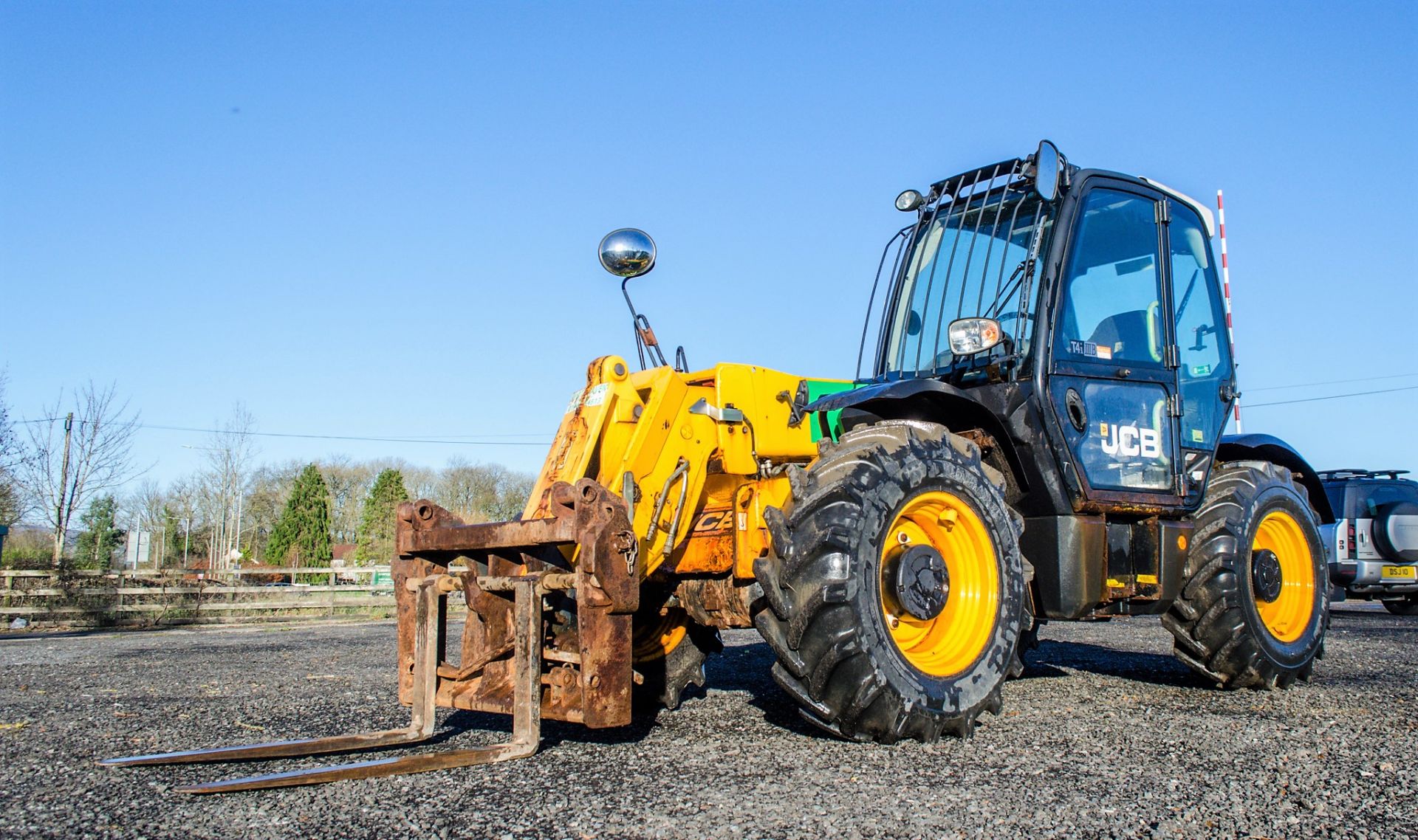 JCB 531-70 7 metre telescopic handler Registration Number: MX14 LPV Year: 2014 S/N: 2341236 Recorded