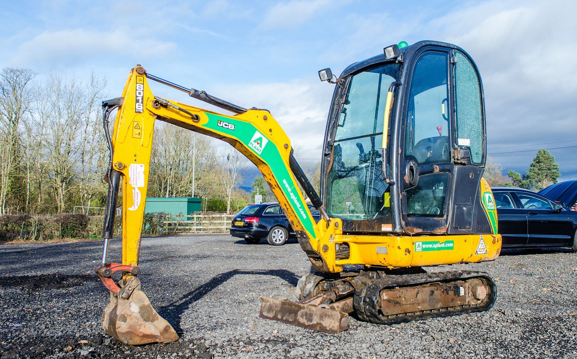 JCB 801.6 1.5 tonne rubber tracked mini excavator Year: 2013 S/N: 2071477 Recorded Hours: 1477