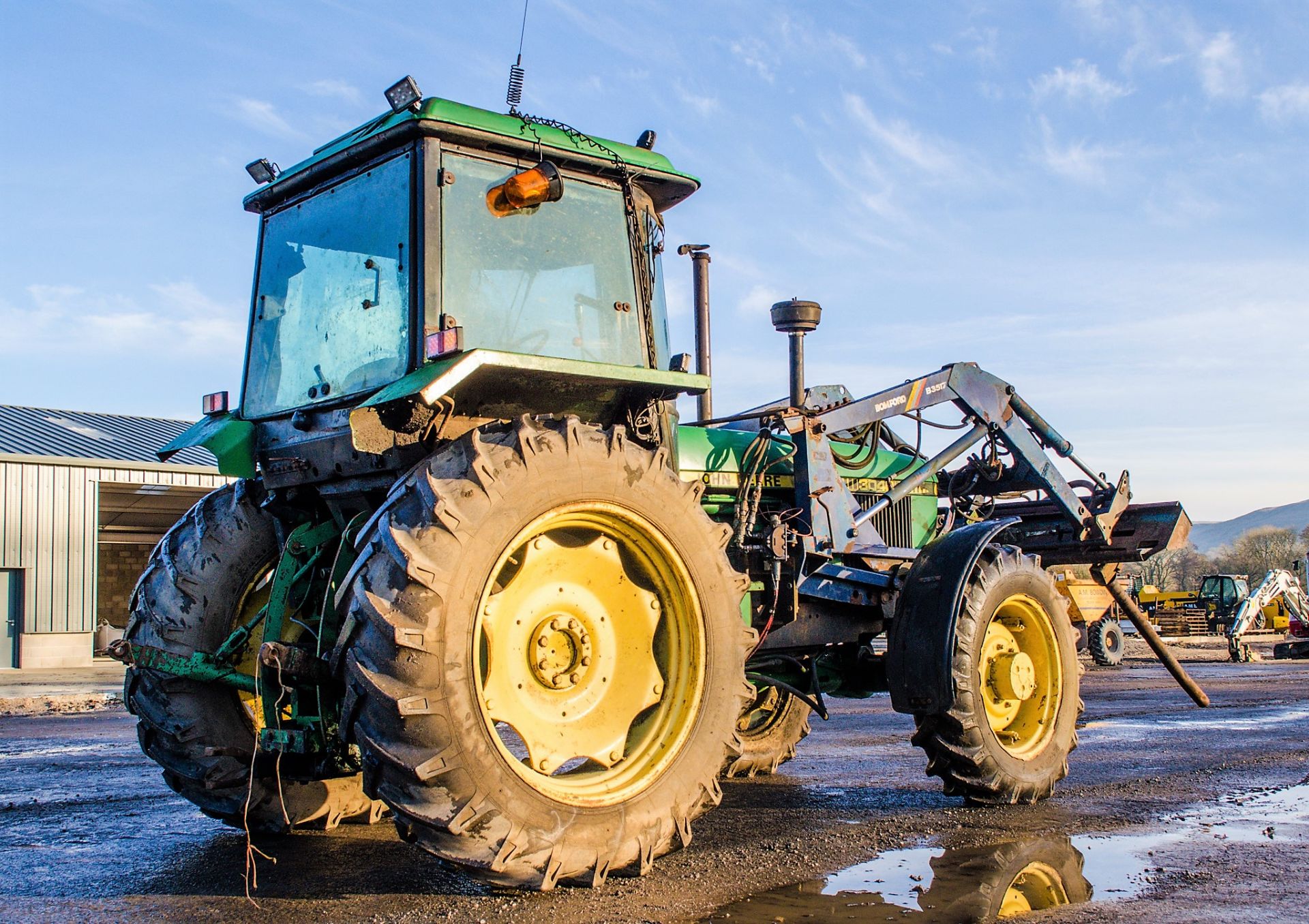 John Deere 3040 diesel tractor Registration Number: C720 FOD Date of Registration: 06/02/1986 S/N: - Image 4 of 25