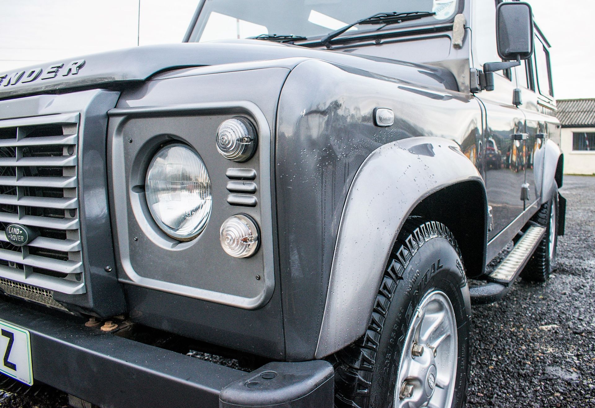 Land Rover Defender 110 XS TD 4 wheel drive utility vehicle Registration Number: YH14 ZVZ Date of - Image 12 of 34