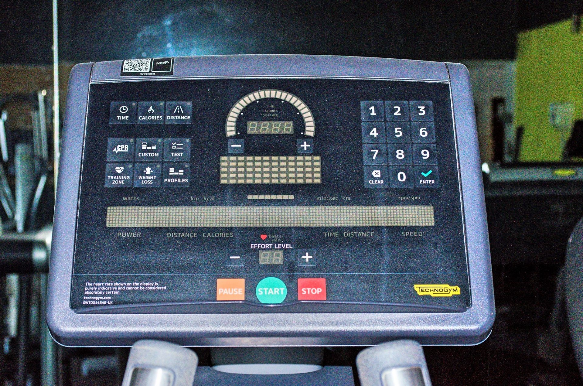 Technogym Exite+ 700i vario cross trainer ** No VAT on hammer price but VAT will be charged on - Image 4 of 5