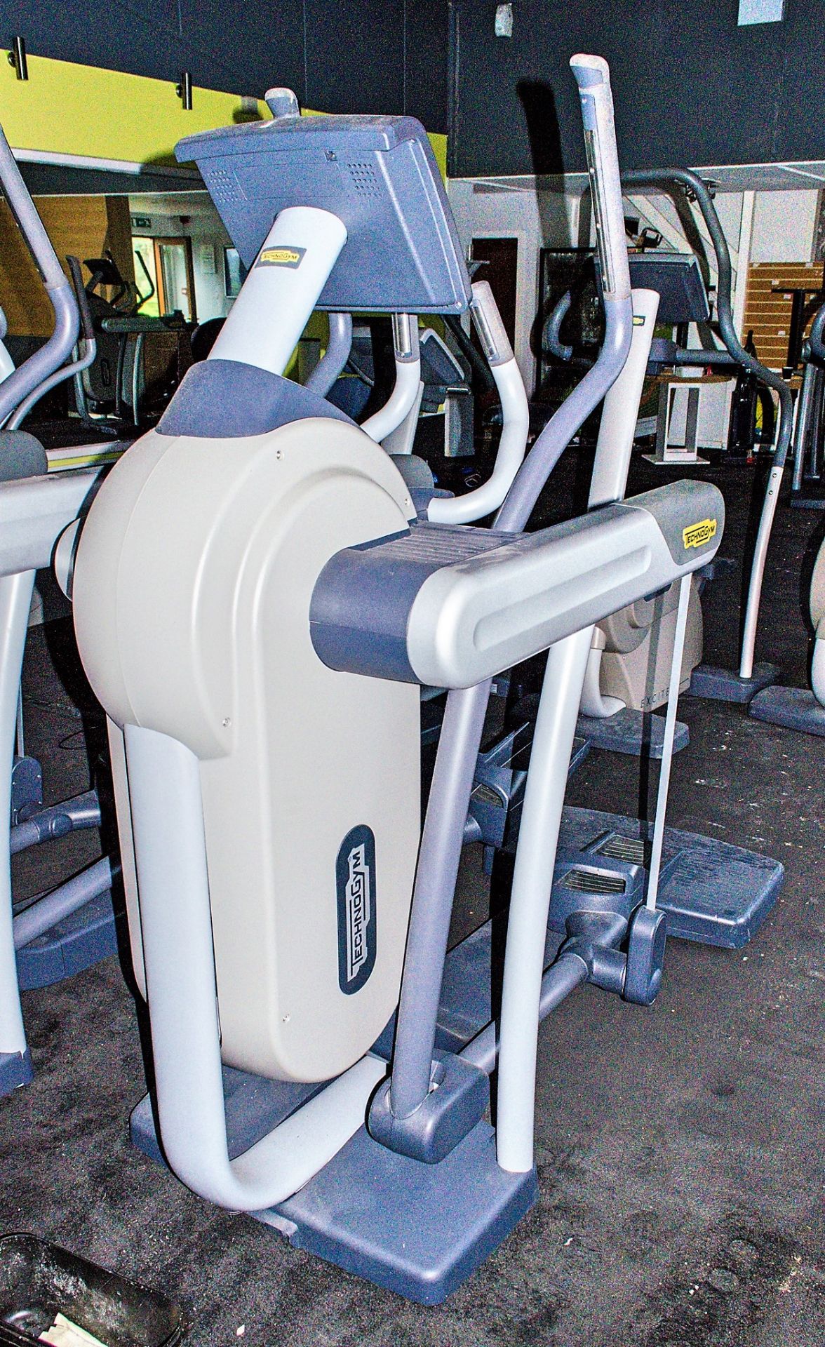 Technogym Exite+ 700i vario cross trainer ** No VAT on hammer price but VAT will be charged on - Image 2 of 5