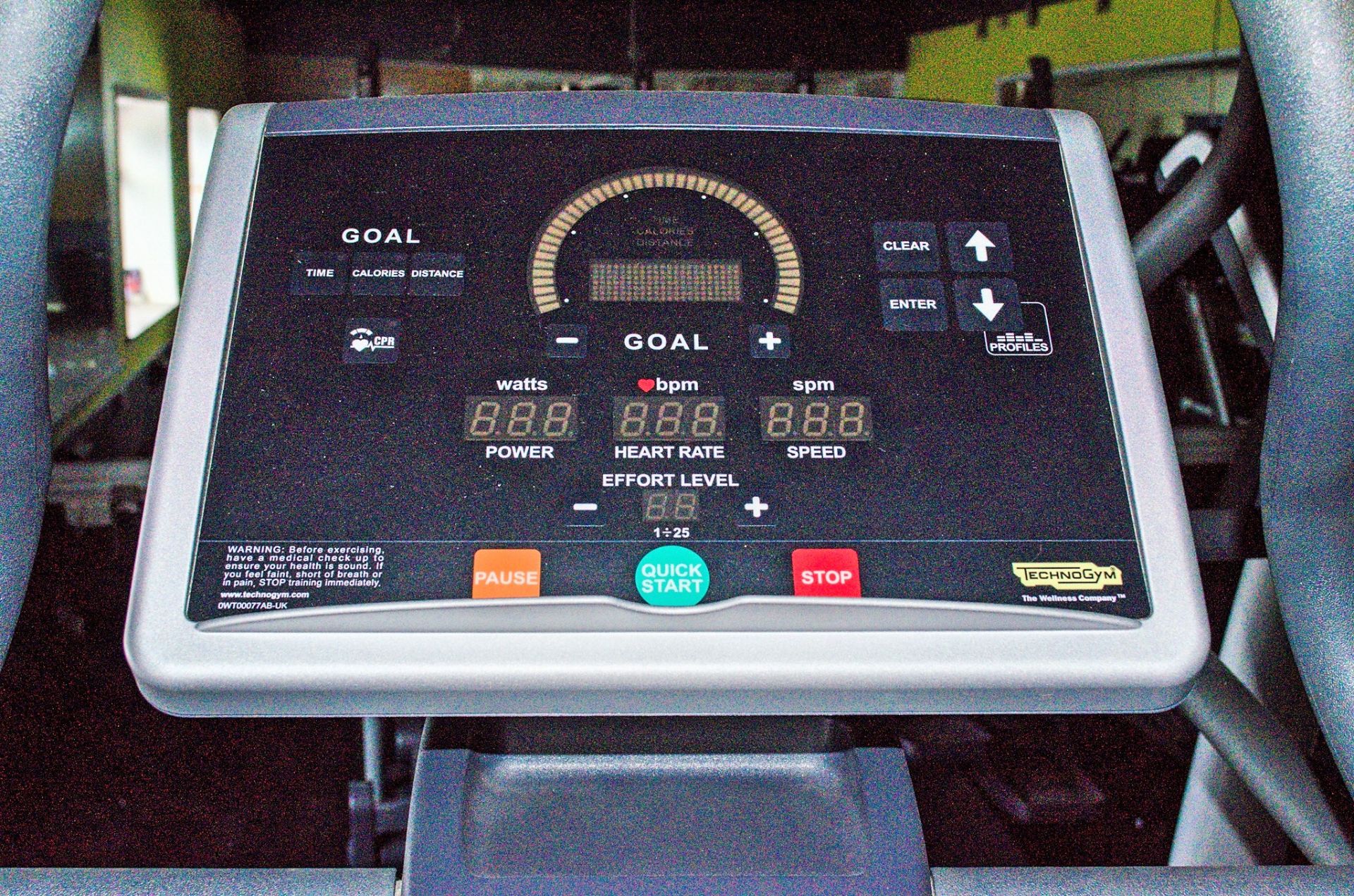 Technogym Excite 700i stepper ** No VAT on hammer price but VAT will be charged on buyers - Image 4 of 4