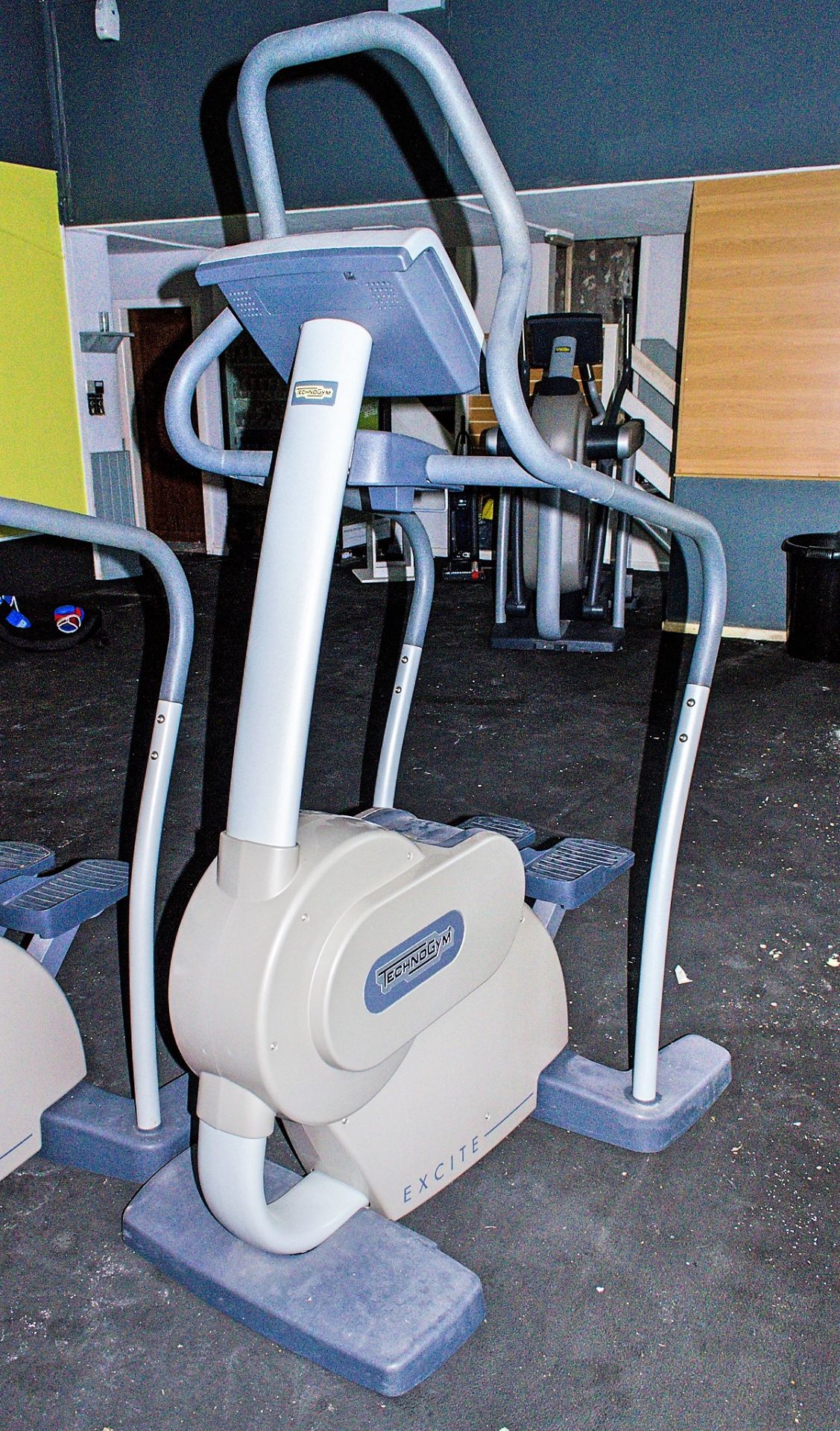 Technogym Excite 700i stepper ** No VAT on hammer price but VAT will be charged on buyers - Image 2 of 4