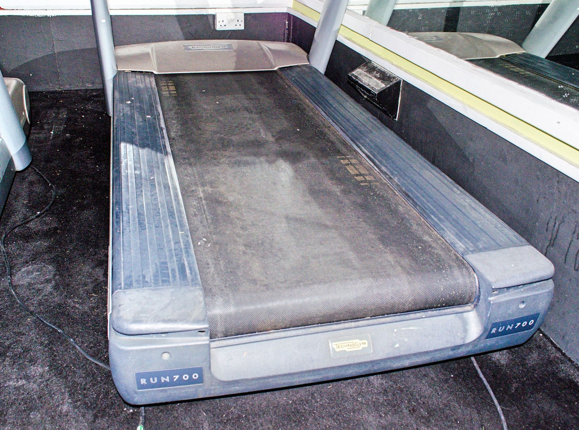 Technogym Excite Run 700 treadmill ** No VAT on hammer price but VAT will be charged on buyers - Image 4 of 4