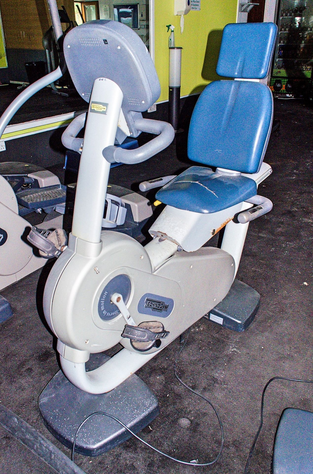 Technogym Excite 700i recumbent recline exercise bike ** No VAT on hammer price but VAT will be