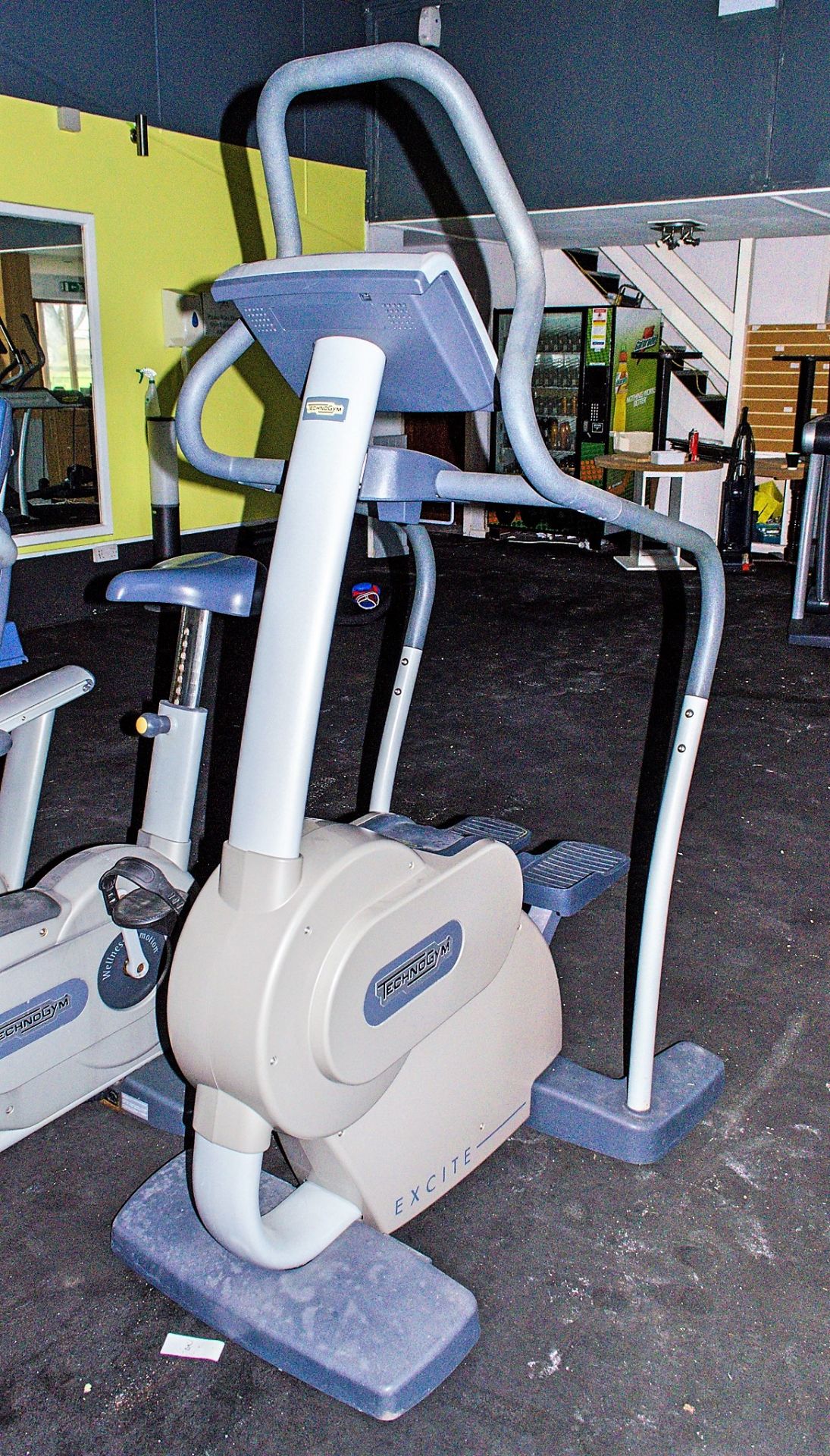 Technogym Excite 700i stepper ** No VAT on hammer price but VAT will be charged on buyers - Image 2 of 4