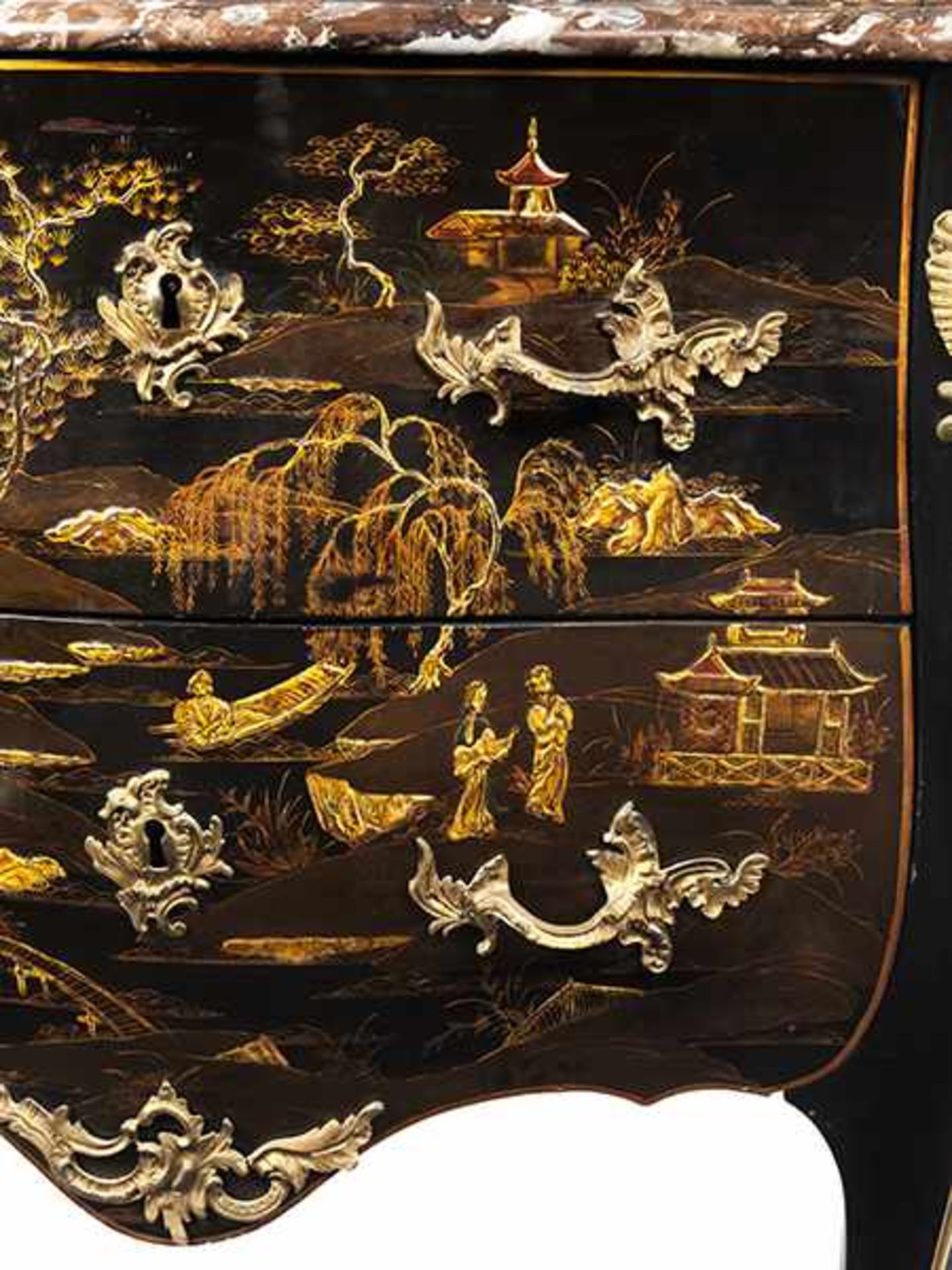 A Louis XV black lacquered commode - Bild 3 aus 7