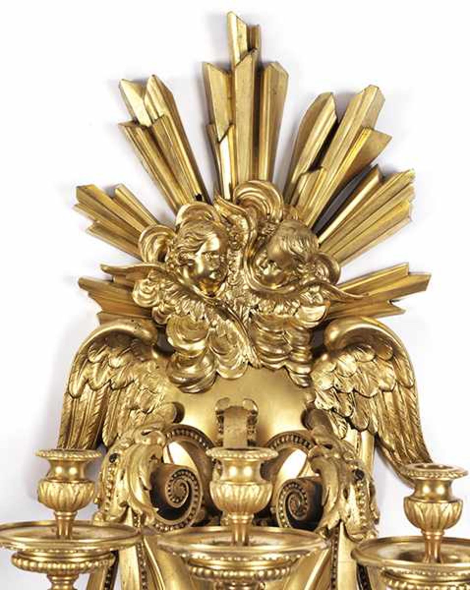 Paar Appliken im Louis XIV-Stil Höhe: 88 cm. Messingbronze, gegossen, vergoldet. Rollwerkkartusche - Bild 2 aus 4