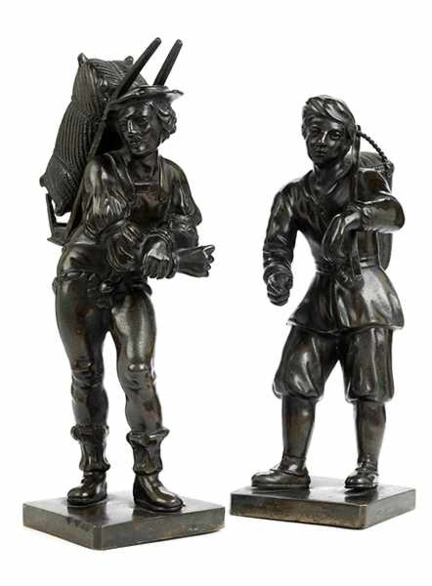 Paar Marktleute Höhe: 21 und 23,2 cm. Deutschland, 18./ 19. Jahrhundert. Bronze, gegossen,