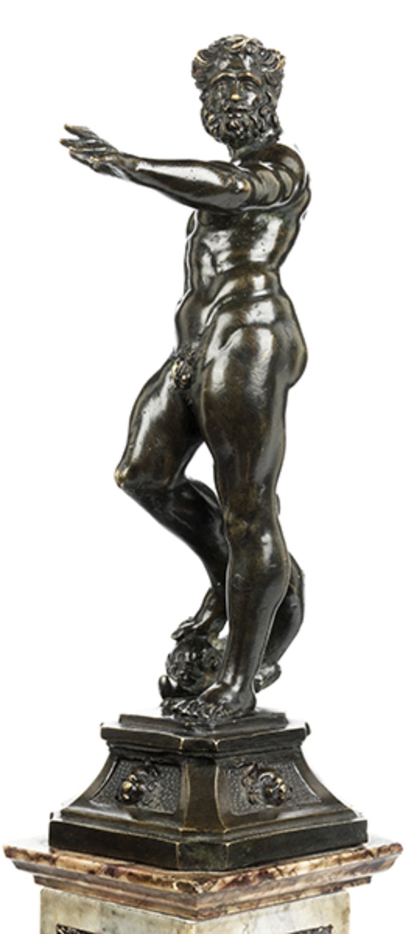 Bronzestatuette des Neptun Höhe der Figur: 28 cm. Gesamthöhe: 45 cm. 18. Jahrhundert. Nach der - Bild 4 aus 8