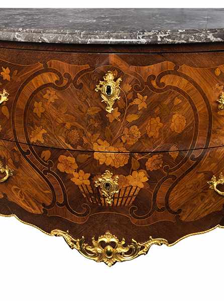 Elegant Louis XV commode - Image 3 of 5