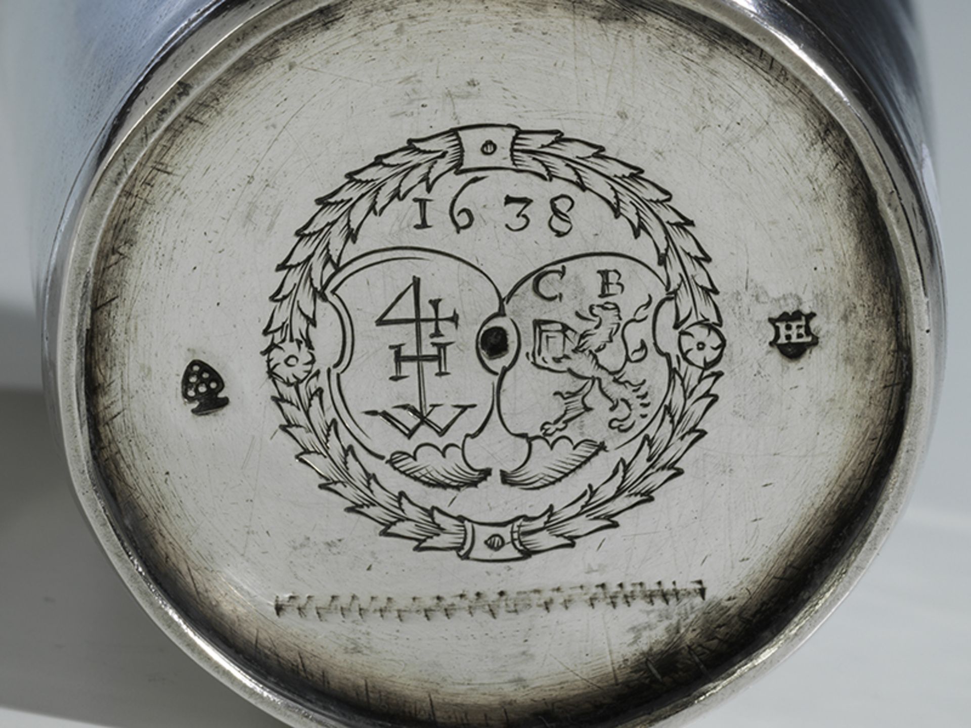 Augsburger Silberbecher Höhe: 9 cm. Gewicht: 142 g. Augsburger Beschau von 1635 "" 1640, - Bild 2 aus 3