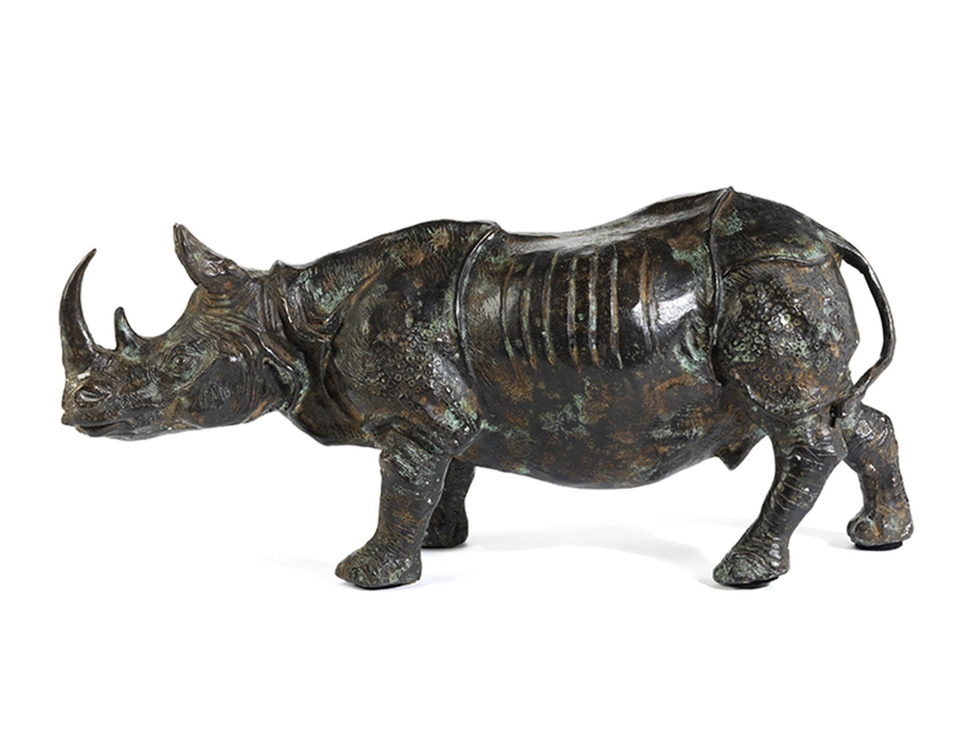 Bronzefigur eines Rhinozeros Höhe: 17 cm. Länge: 34 cm. Unsigniert. Standfigur mit leicht - Bild 4 aus 4