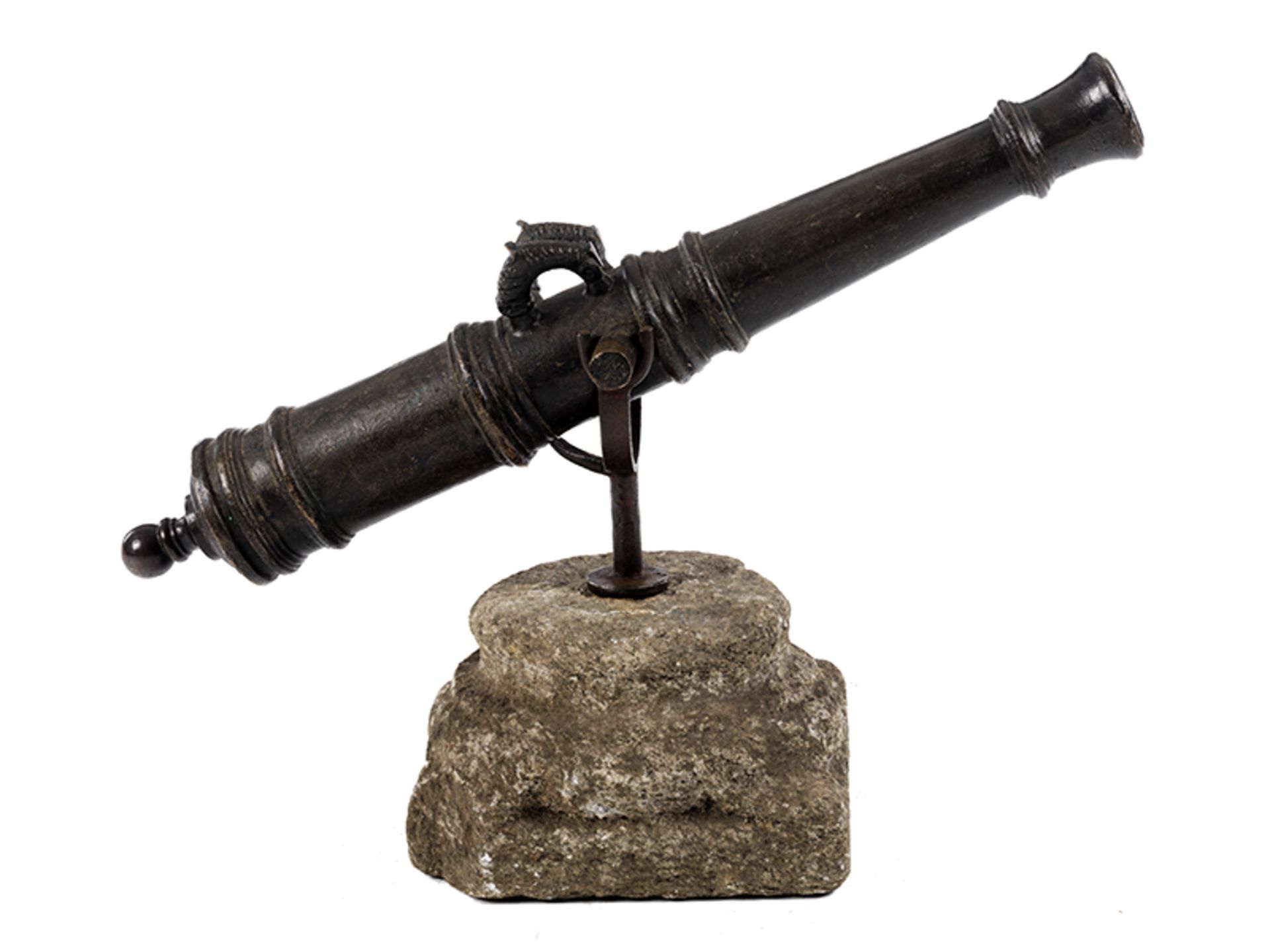 Kleine Feldschlange in Bronze Seitenlänge: 30 x 30 cm. Länge des Kanonenrohrs: 70 cm. Das - Bild 2 aus 5