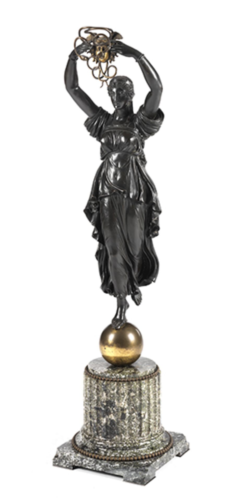 Empire-Figur in Gestalt einer Medusa Höhe inkl. Sockel: 96 cm. Frankreich, 19. Jahrhundert.