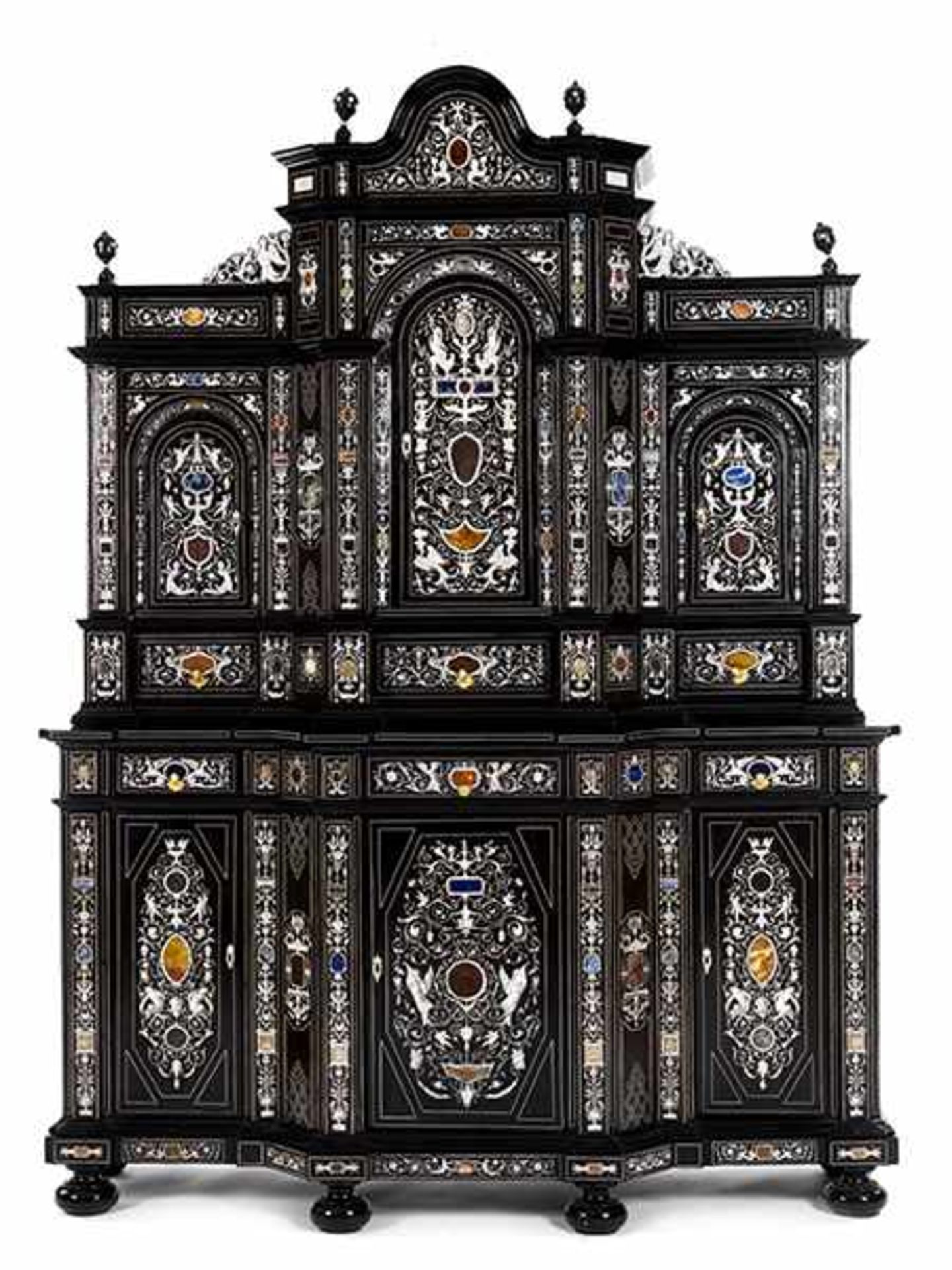 Kabinettschrank im Renaissance-Stil Höhe: 227 cm. Breite: 178 cm. Tiefe: 50 cm. Norditalien,