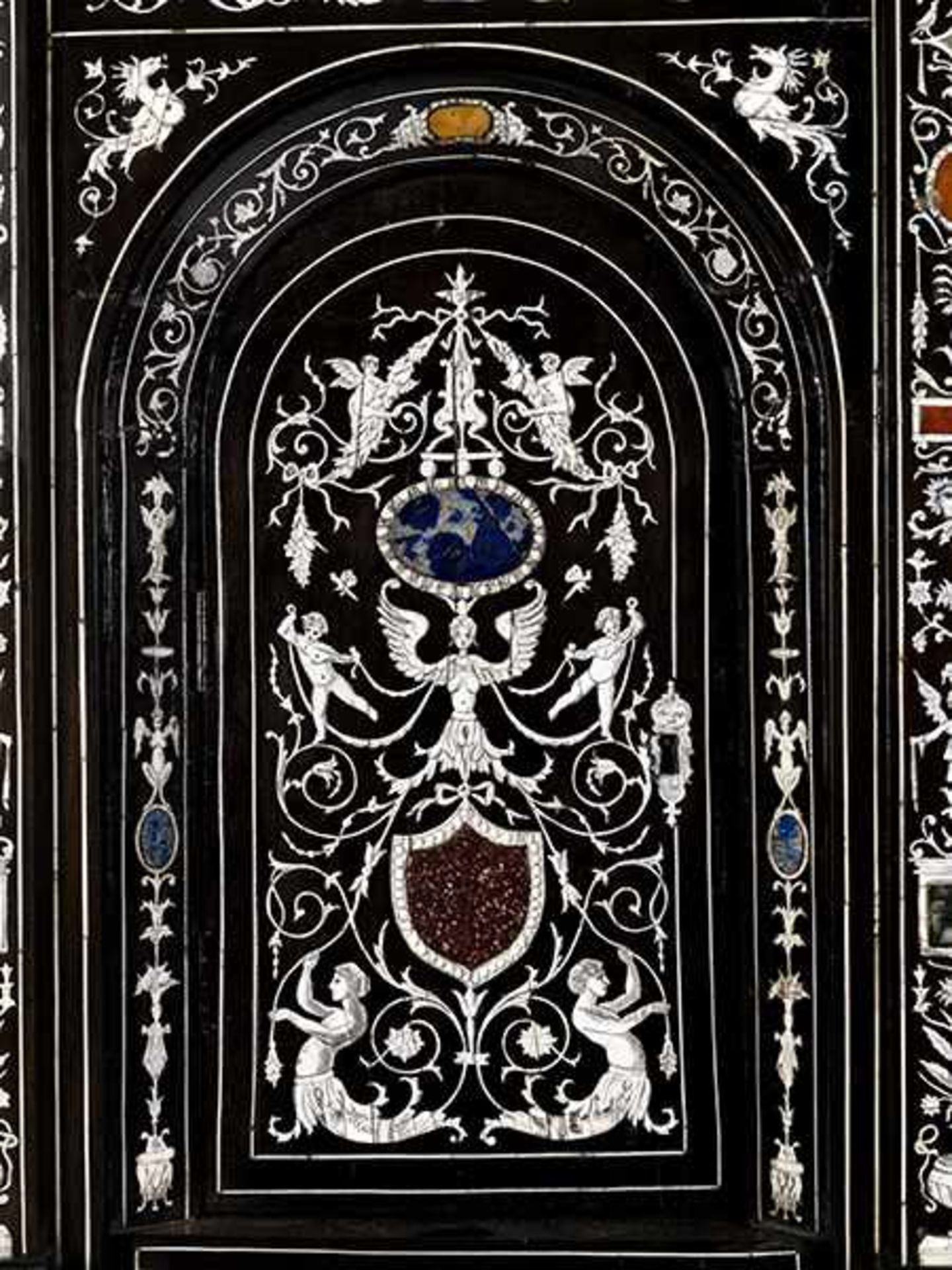 Kabinettschrank im Renaissance-Stil Höhe: 227 cm. Breite: 178 cm. Tiefe: 50 cm. Norditalien, - Bild 7 aus 9