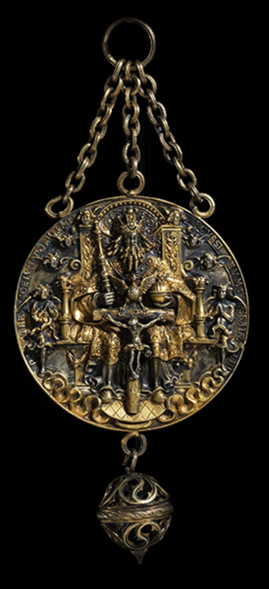 Hans Reinhardt d.Ä., um 1510 - 1581 LeipzigDurchmesser: 10 cm. Höhe mit Kettenbehang und Kugel: 22,5