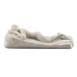 Schlafende Nymphe Länge: 67 cm. Italien, um 1820. In weißem Marmor, nach Antonio Canova (1757-