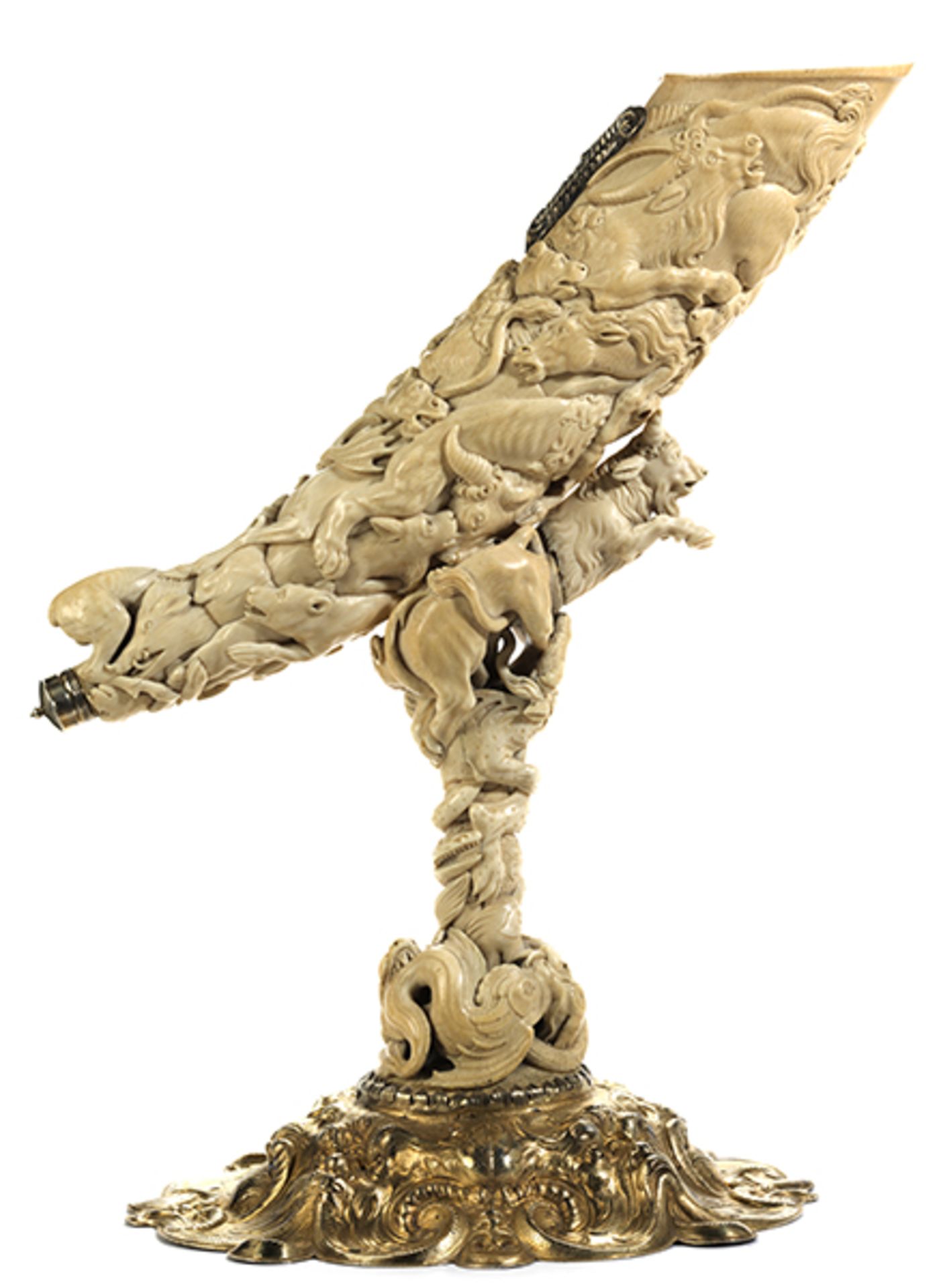 Elfenbeintrinkhorn als WillkommHöhe: 50 cm. Stand mit Pseudopunzen in historisierender Form, - Bild 10 aus 14