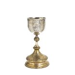 Abendmahlskelch Höhe: 23,5 cm. Russland, 19. Jahrhundert. Metall, graviert, partiell vergoldet.
