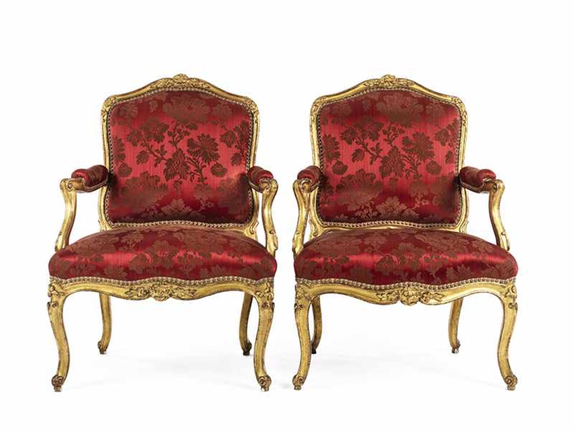 Paar elegante LOUIS XV-Fauteuils Lehnenhöhe: 89,5 cm. Sitzhöhe: 47 cm. Einmal gestempelt "FALCONET". - Bild 2 aus 9