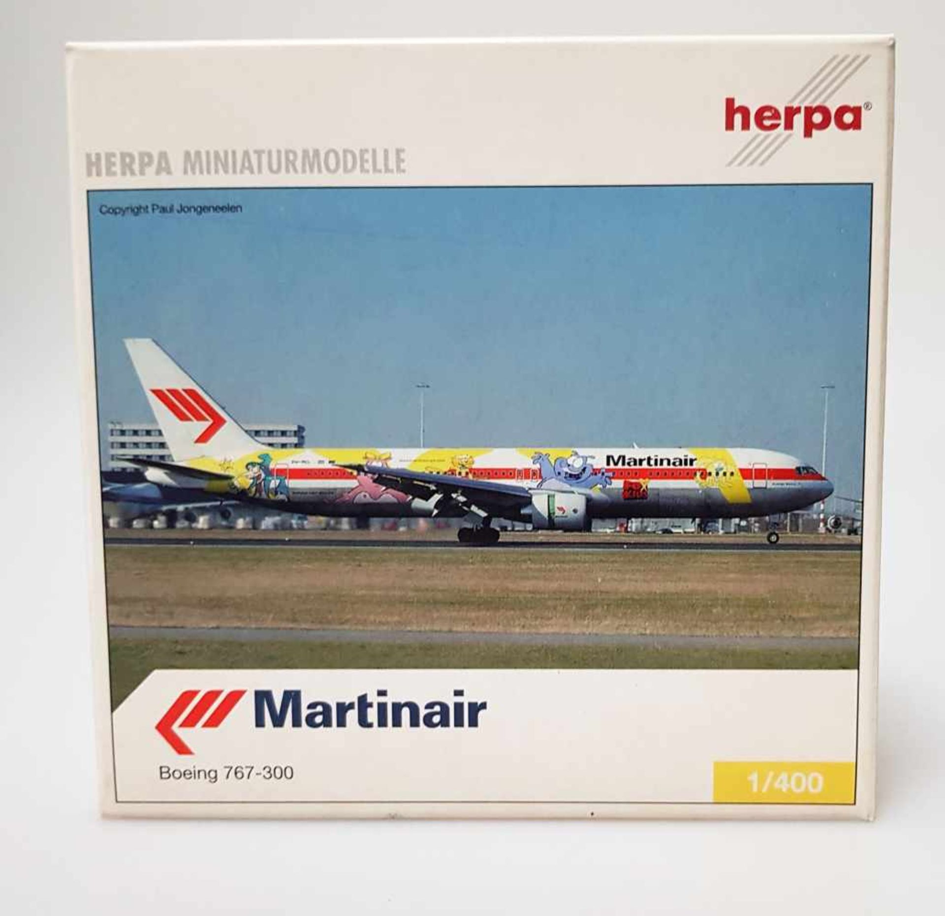 HERPA WINGS 560955 Martinair Boeing 767-300 "Fox Kids" 1:400