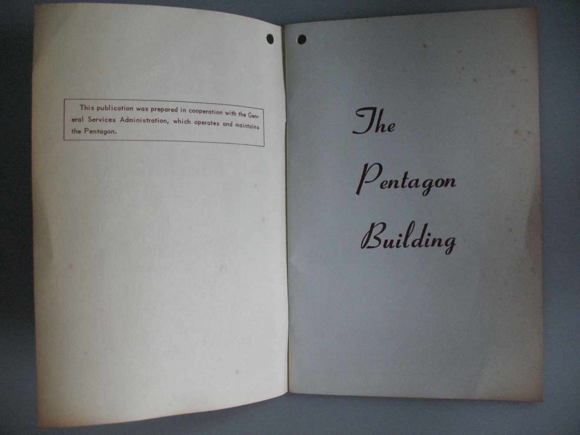 Original 1950 The Pentagon Building Info Flyer - Bild 2 aus 5