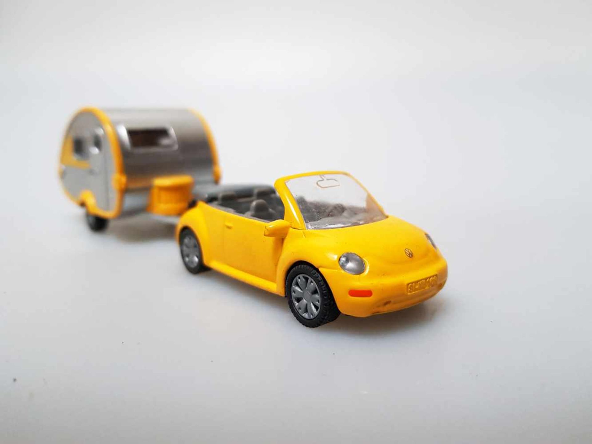 Siku Modellauto VW Beetle Cabrio 1056 Anhänger Wohnanhänger Campinganhänger 1629 - Bild 5 aus 5