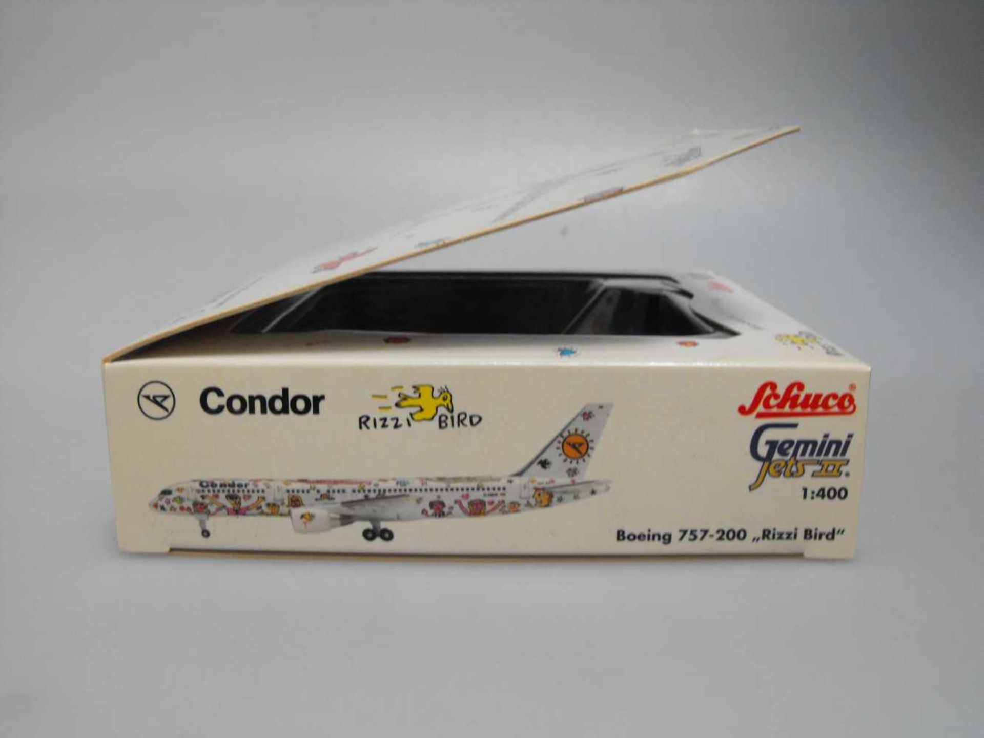 Boeing 757-200 Condor "Rizzi Bird" von Schuco-Gemini Jets II in 1:400 - Bild 5 aus 5