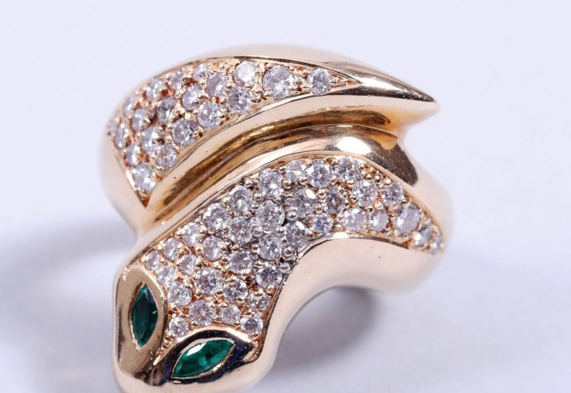 Snake Ring 585 gold, 20th C., set with ca. 56 brilliant cut diamonds, ca. 0,87ct in total and 2 - Bild 3 aus 8