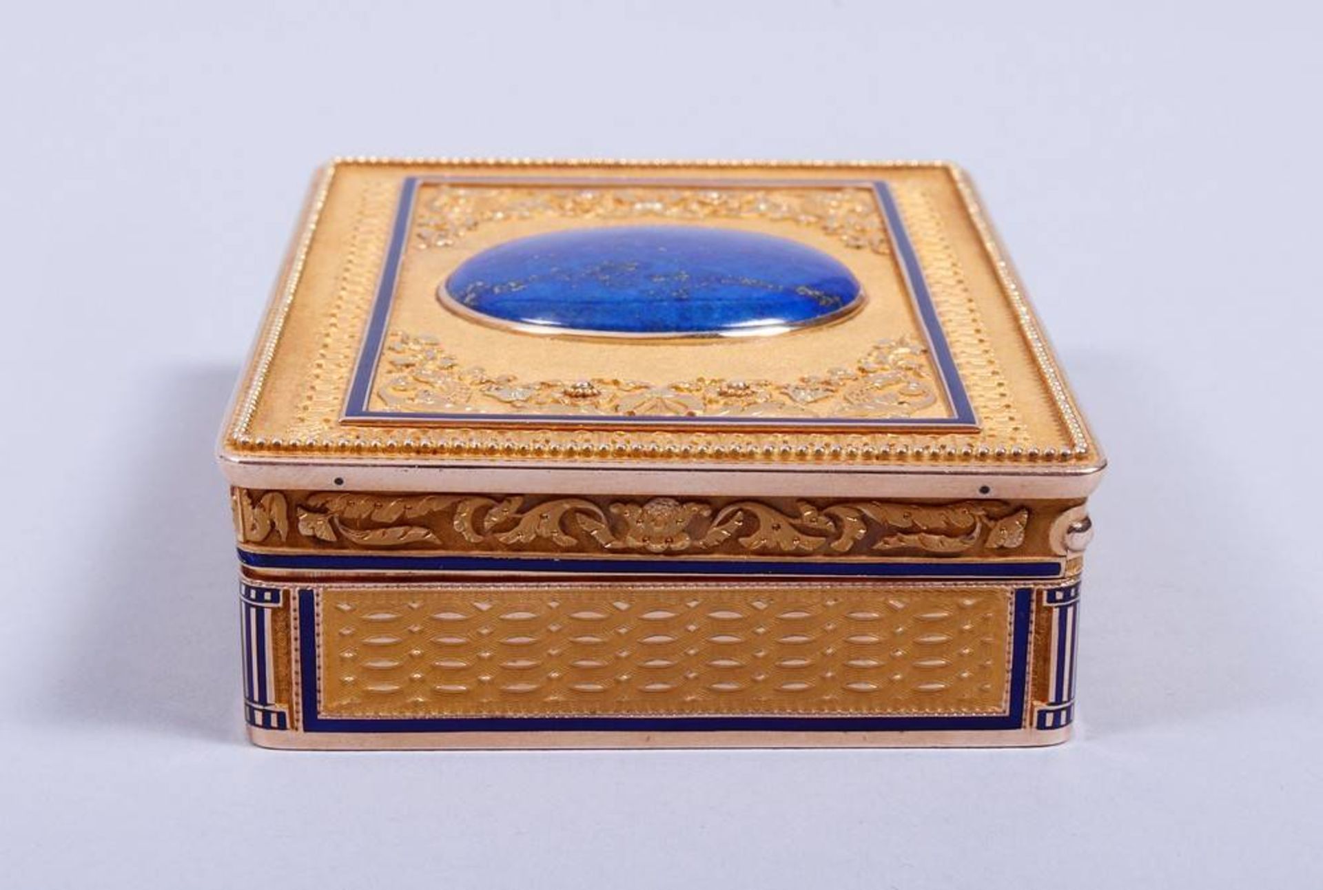 Louis-Seize Snuff Box 18k gold, poss. Paris, ca. 1780, rectangular shape, wave decoration in relief, - Bild 5 aus 13