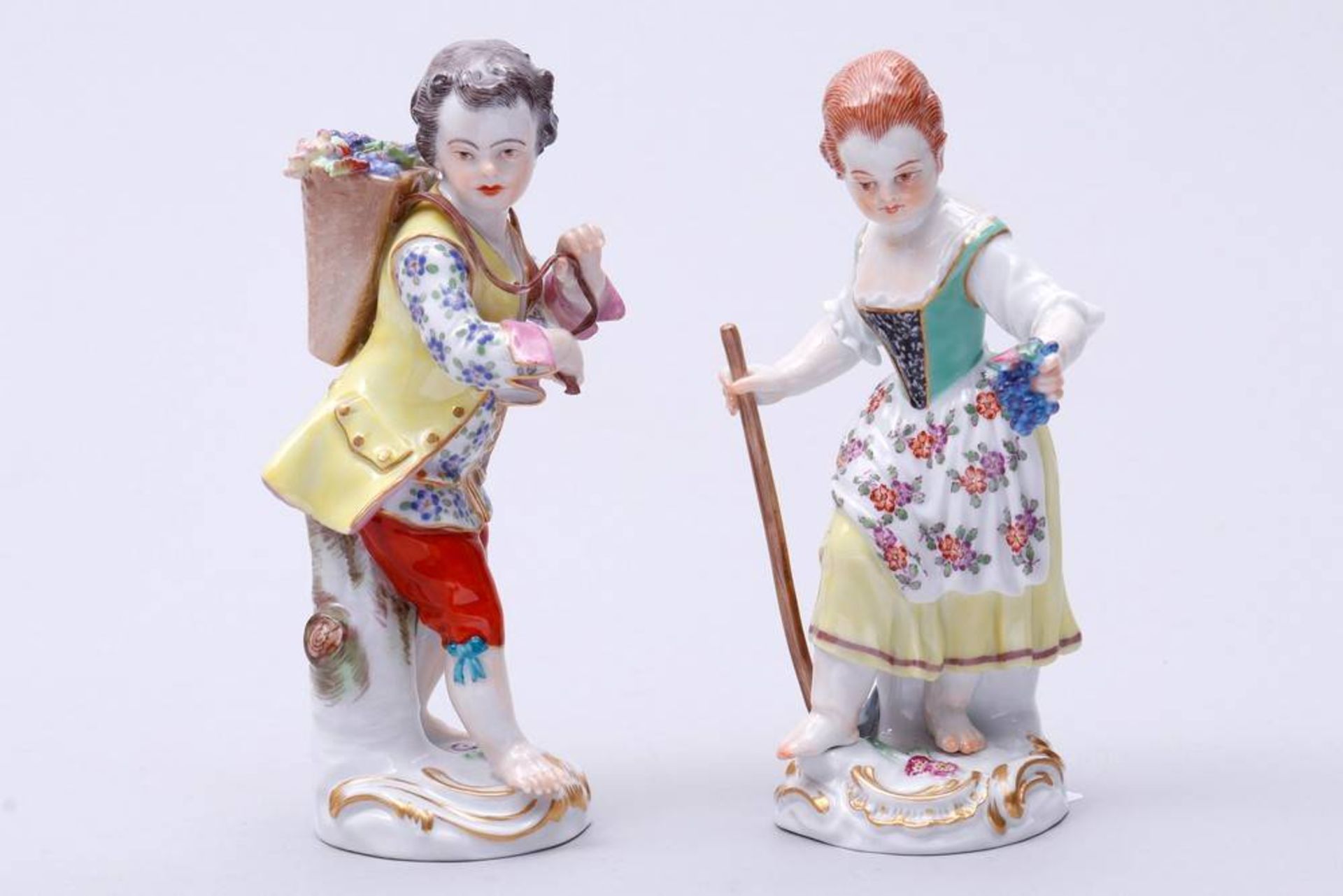 Pair of young Gardeners Meissen, 2nd half 20th C., design Johann Joachim Kaendler, standing boy