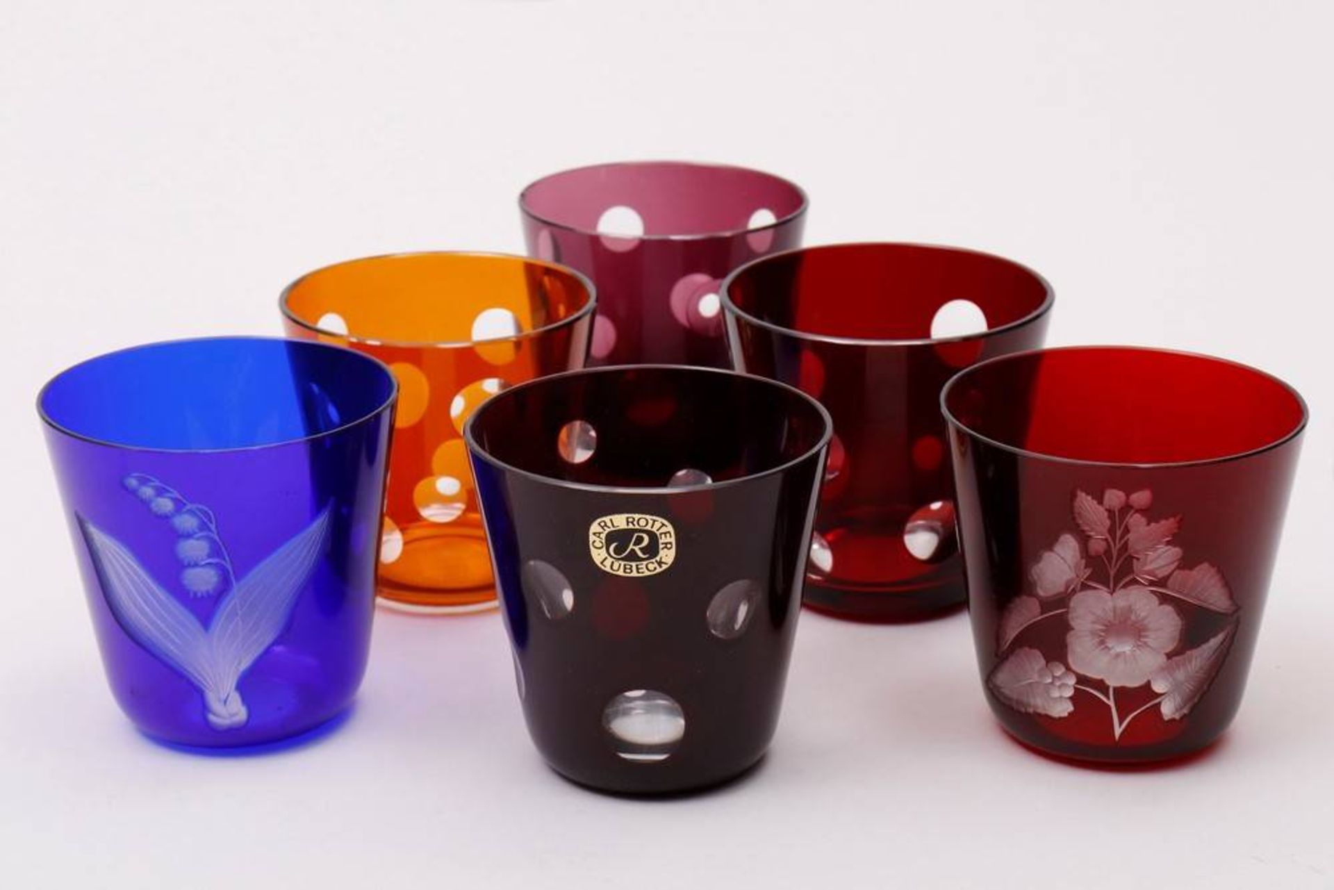 6 Tumbler Rotter, Lübeck, 4x dot-decoration and 2x floral decoration, glass, cased in red, blue