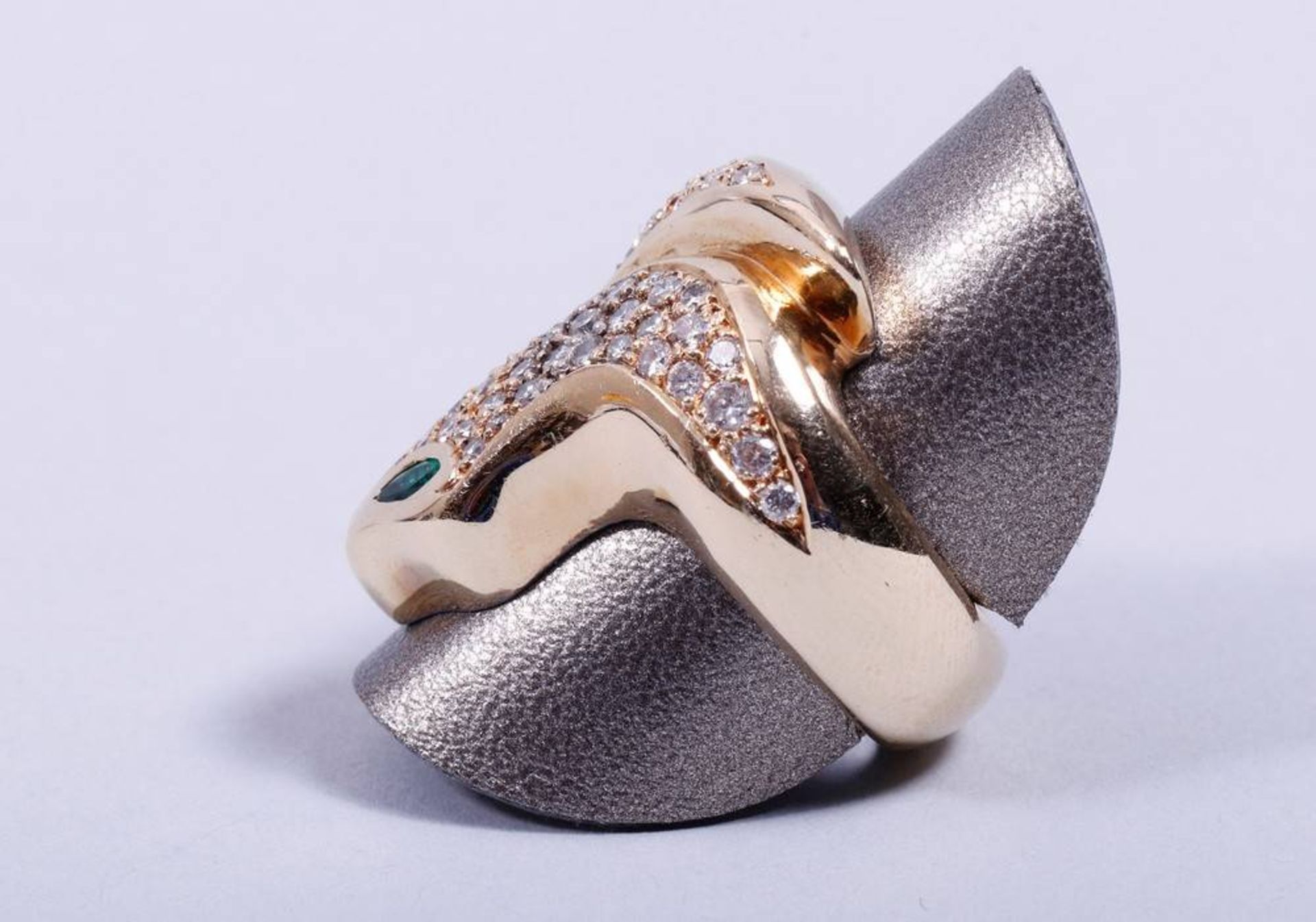 Snake Ring 585 gold, 20th C., set with ca. 56 brilliant cut diamonds, ca. 0,87ct in total and 2 - Bild 8 aus 8