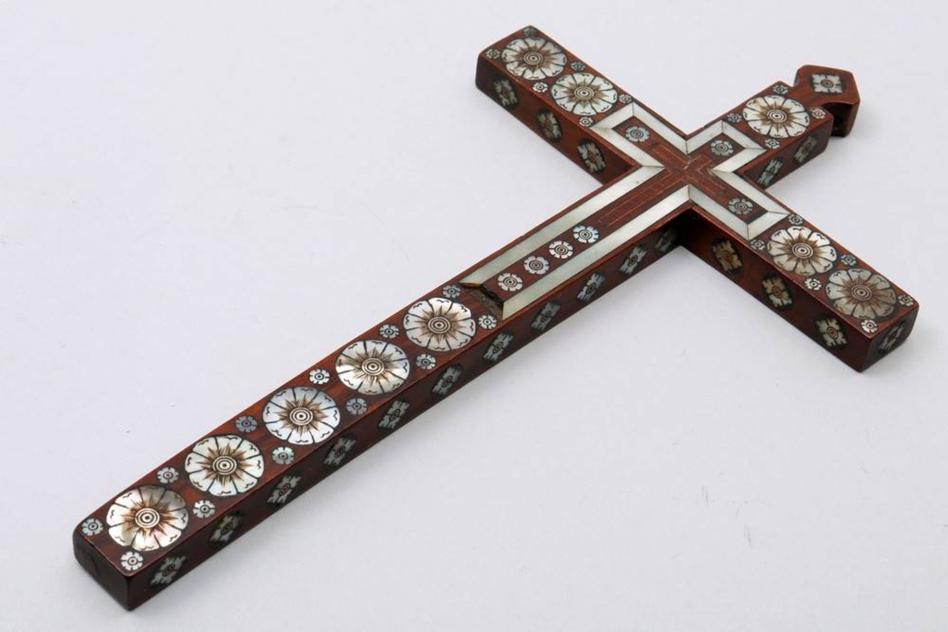 Cruzifixposs. south german, 18th/19th C., walnut, inlaid with mother of pearl ornaments, HxB: 20,