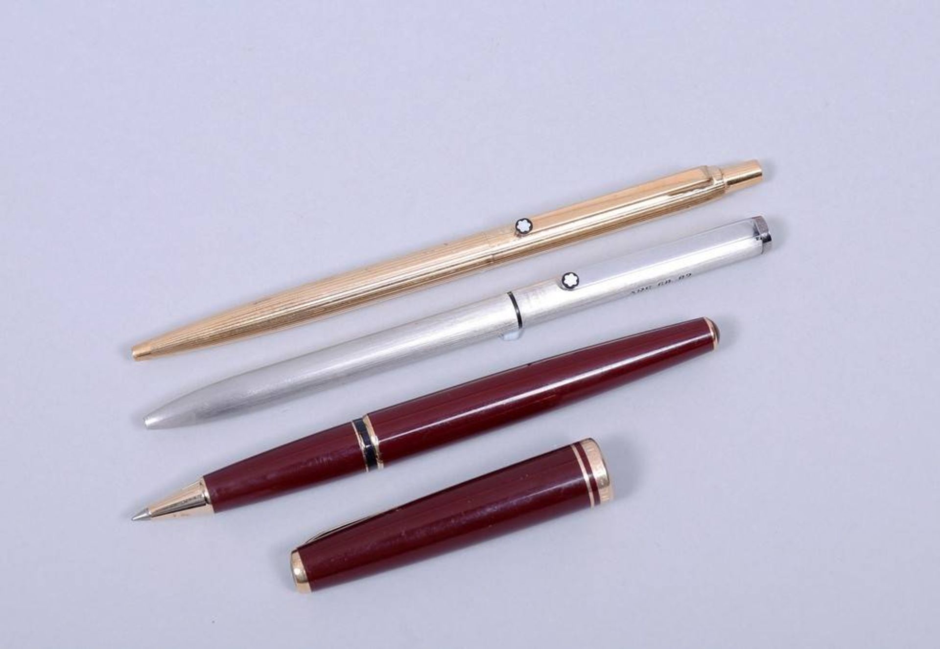 3 Schreibgeräte, Montblanc 1x Füller "Generation", 1x 2-Farb-Kugelschreiber, 1x Kugelschreiber, L - Bild 2 aus 2