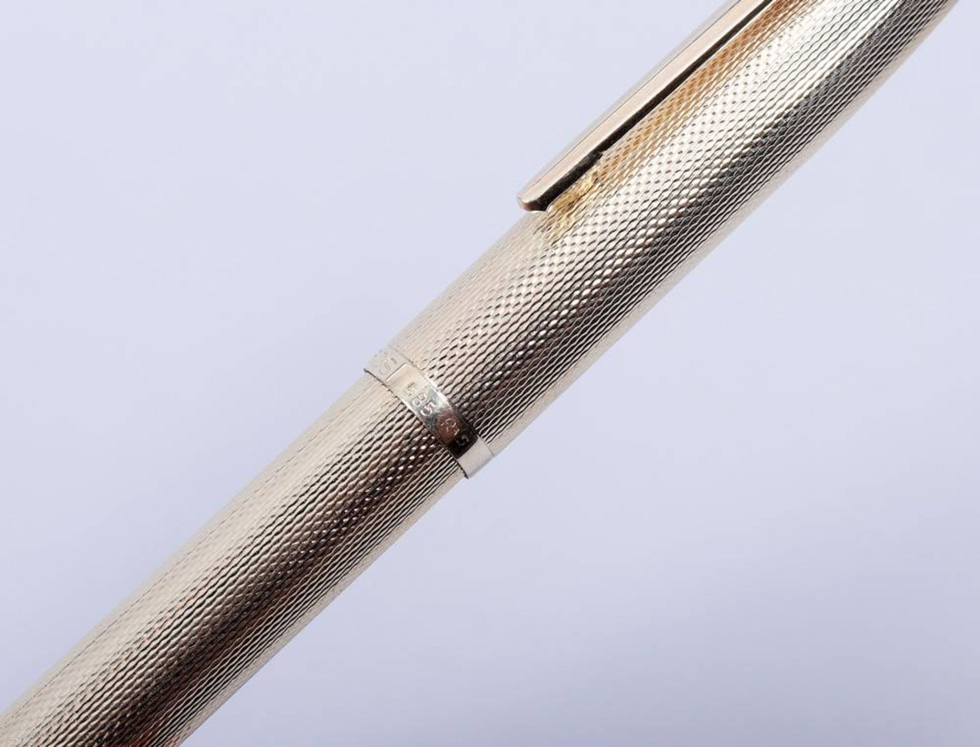 Kugelschreiber, 585er GG, EBOS, Mitte 20.Jh. guillochierte Oberfläche, 25,1g brutto, L. 12,5cm, - Bild 3 aus 3