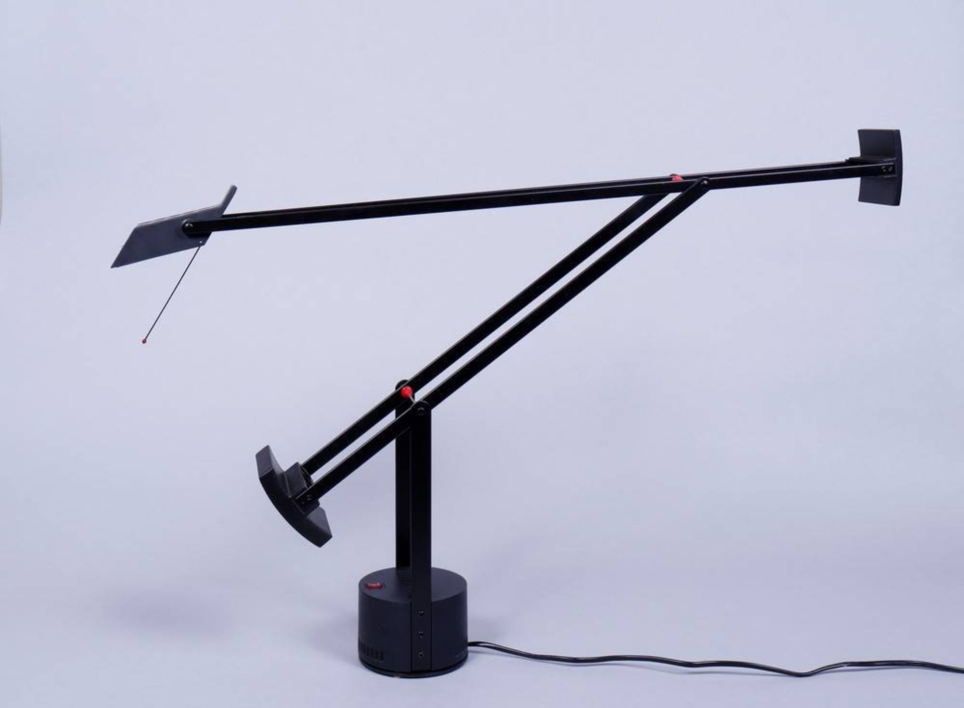 Schreibtischlampe, Entwurf Richard Sapper (1932, München - 2015, Mailand) für Artemide, 20.Jh., - Bild 2 aus 2