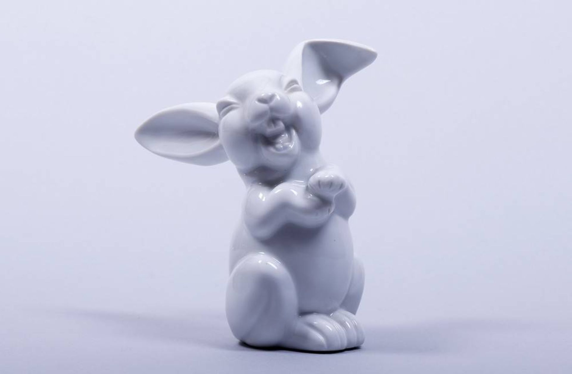 Lachender Hase, Rosenthal, 20.Jh. Entwurf wohl Max Hermann Fritz (1873-1948), Weißporzellan,