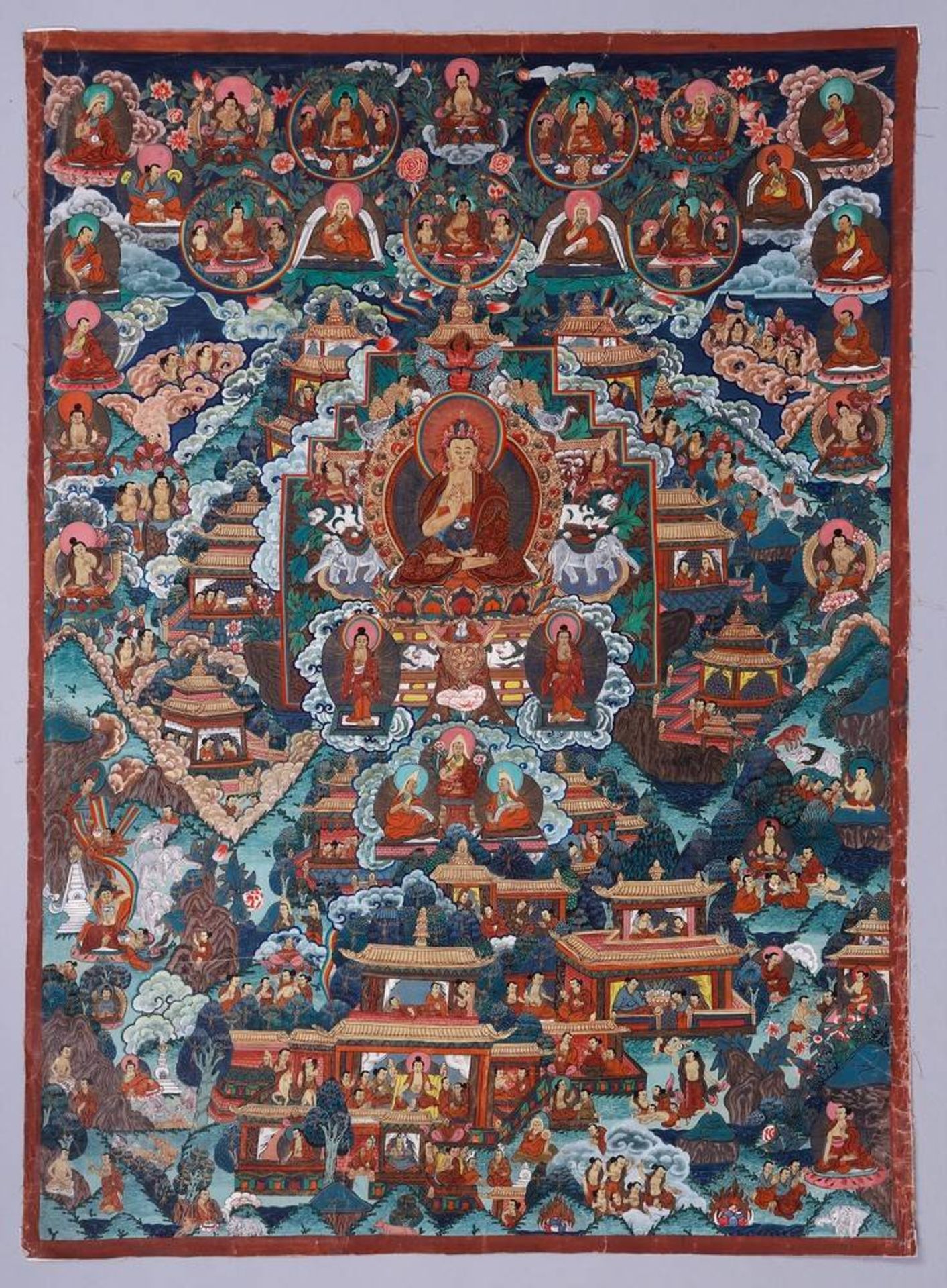 Großes Thangka, wohl Nepal/Tibet, 1. H. 20.Jh. im Zentralfeld sitzender Buddha, umgeben von