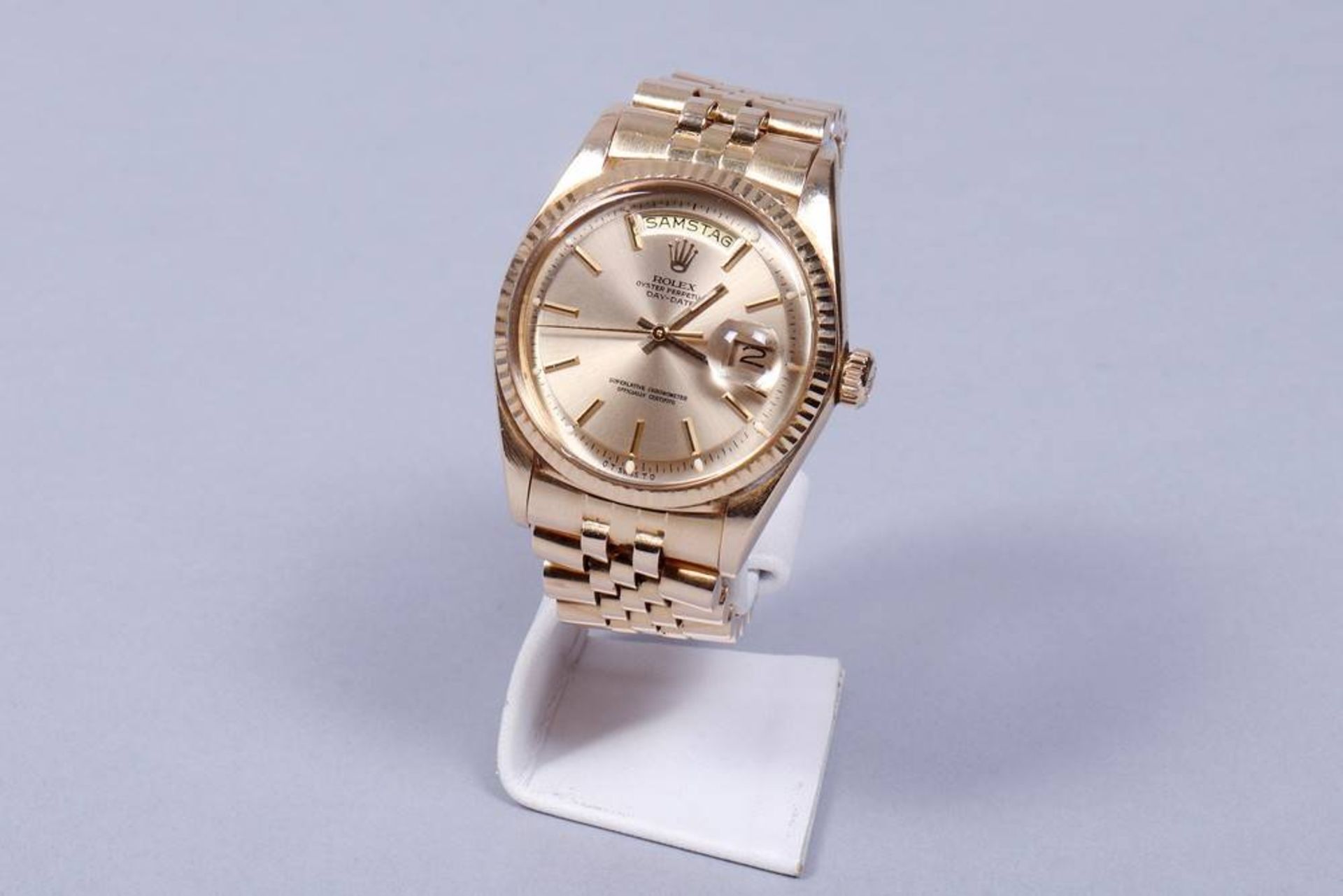 Armbanduhr, 750er GG, Rolex, um 1972, Modell "Day-Date" mit Sigma-Dial Ref.Nr. 1803, rundes