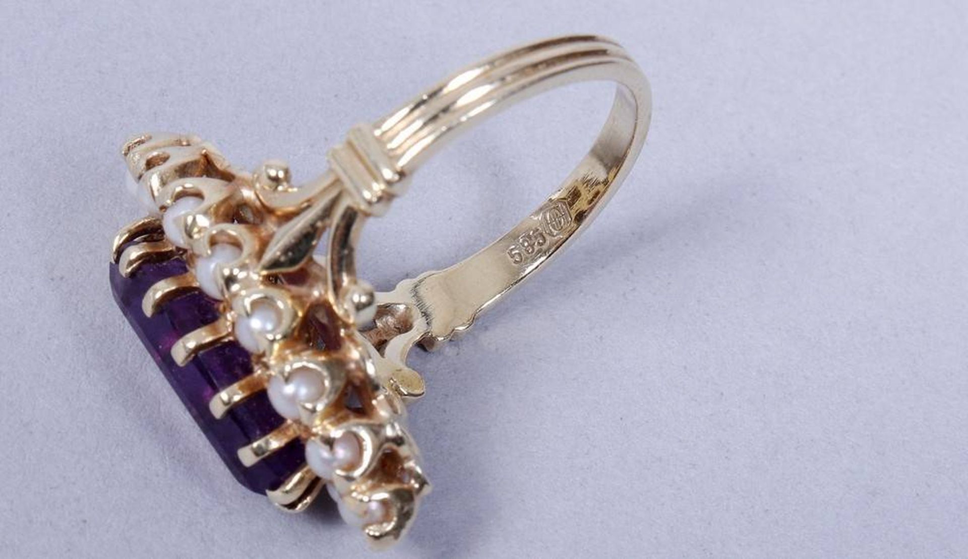 Entourage Ring 585er Gold, Amethyst im Navetteschliff, Saatperleinfassung, 7,0 Gramm, RG 55 - Image 5 of 5