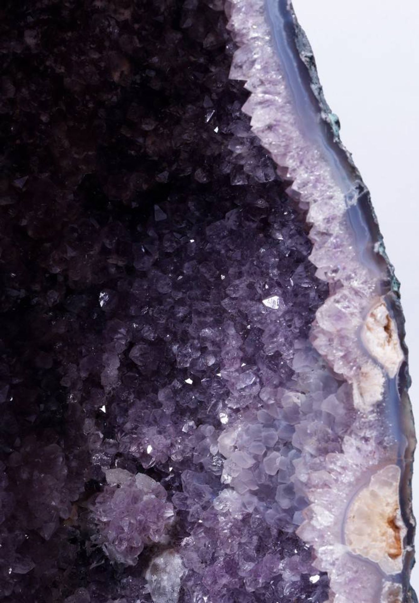 Amethyst-Druse, wohl Brasilien - Bild 3 aus 3